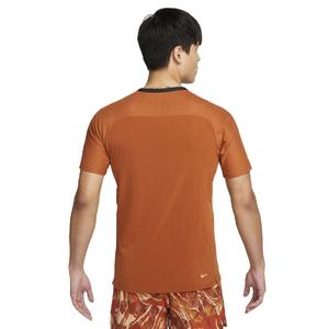 Nike Men's Dri-FIT Solar Chase Short Sleeve Trail Running Top