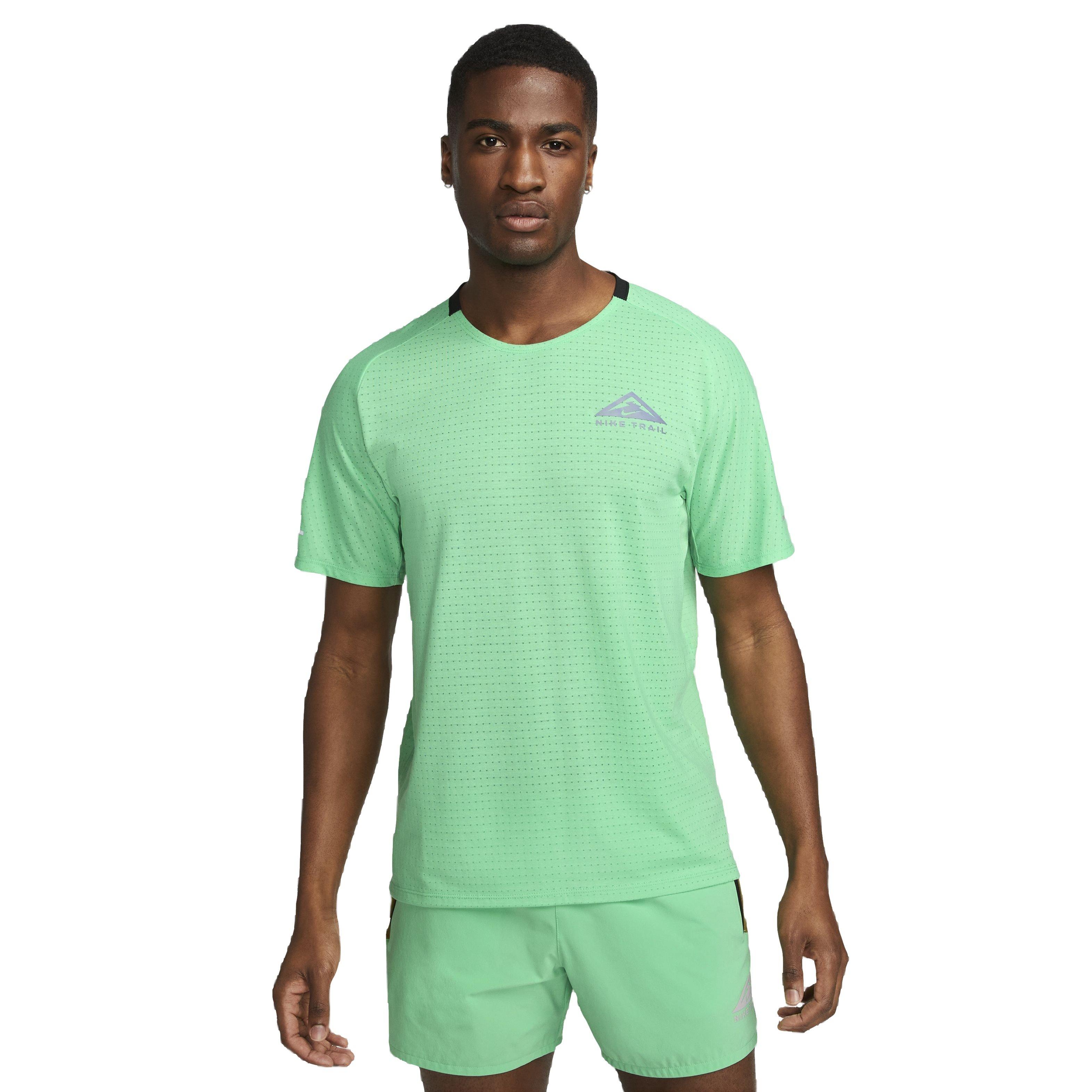 Nike Men's Dri-FIT Solar Chase Short Sleeve Trail Running Top - GREEN Thumbnail View 1