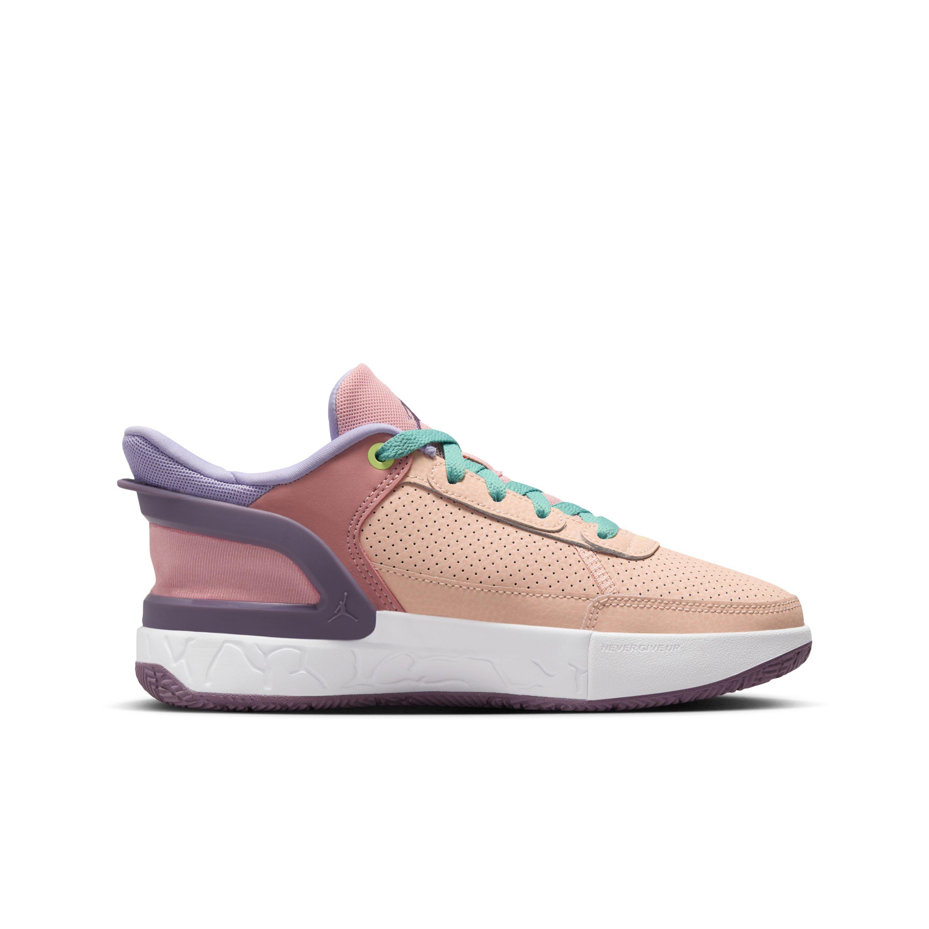 Jordan retro 1 crimson tint grade school store
