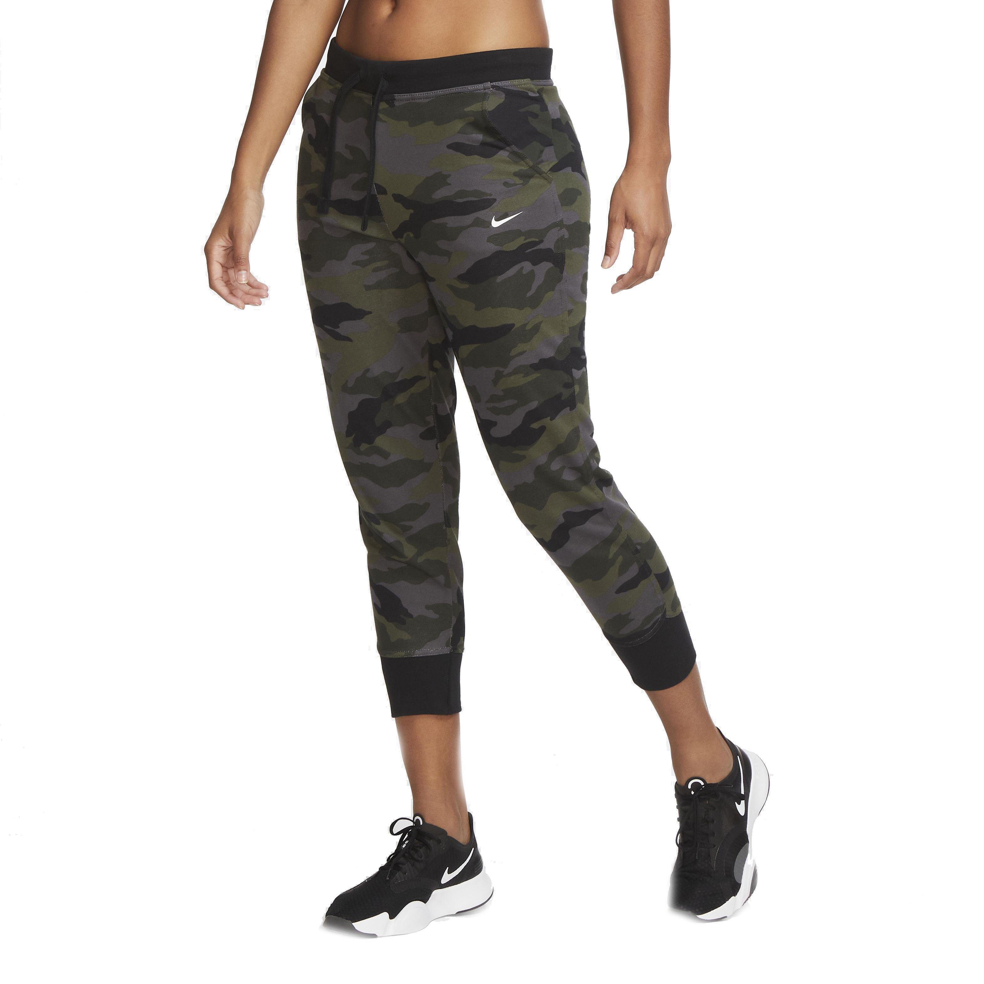 nike camo womens