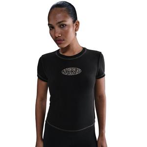 Nike Women's Sportswear Chill Knit Slim Cropped Top -Black