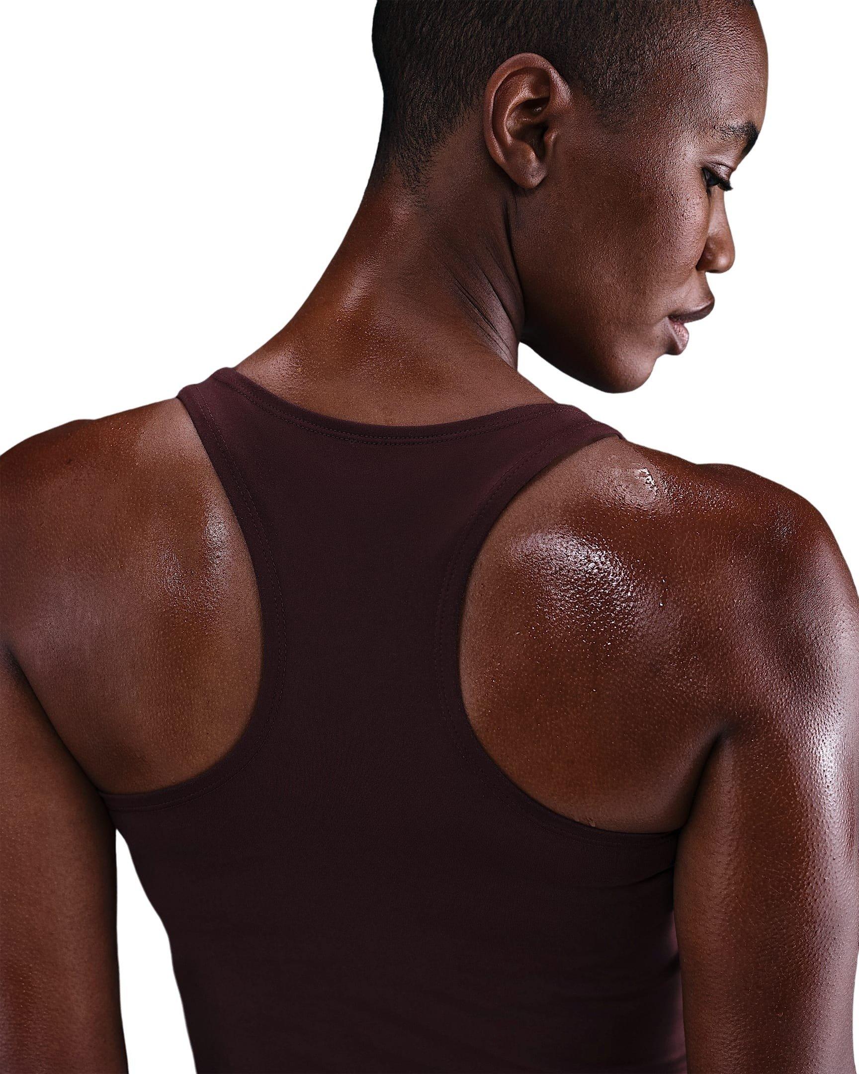Nike Women's One Dri-FIT Fitted Tank Top -Burgundy - BURGUNDY Thumbnail View 2