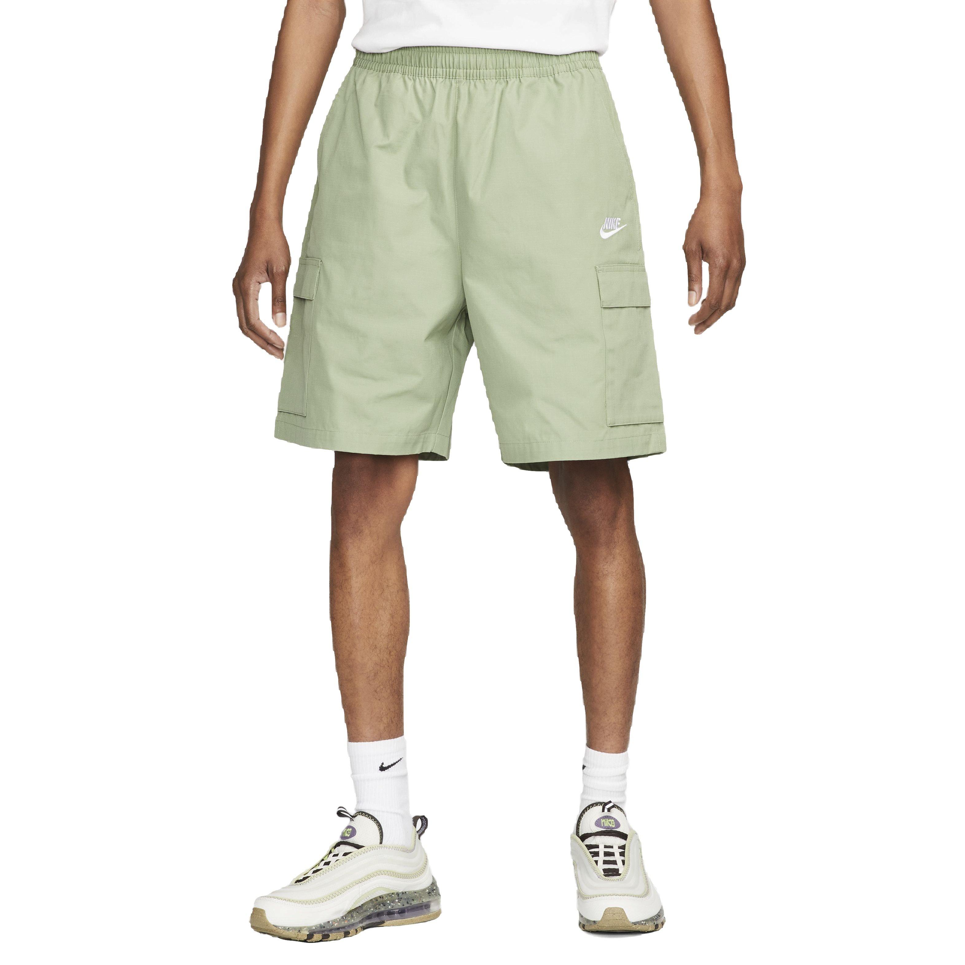 Nike Men's Club Woven Cargo Shorts - GREEN Thumbnail View 3