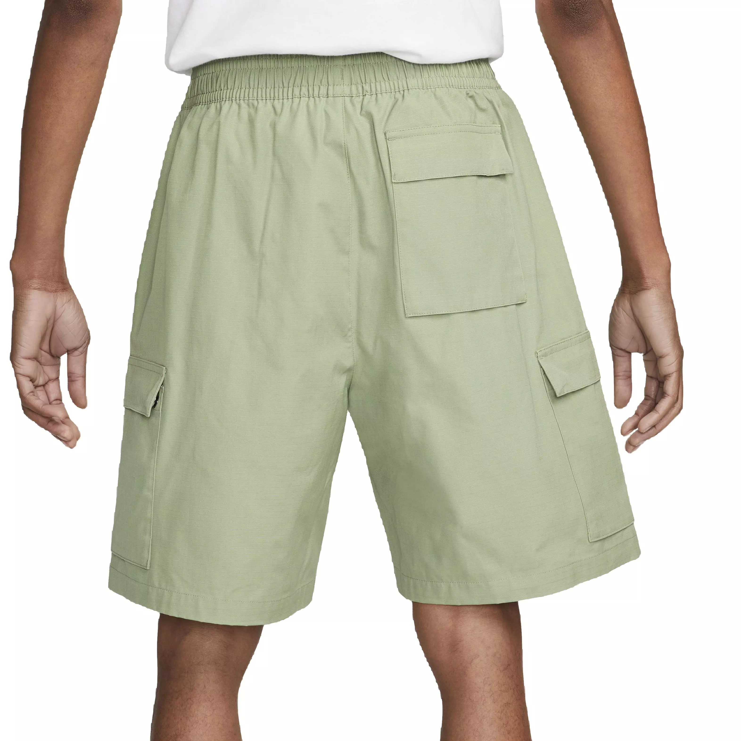 Nike Men's Club Woven Cargo Shorts - GREEN