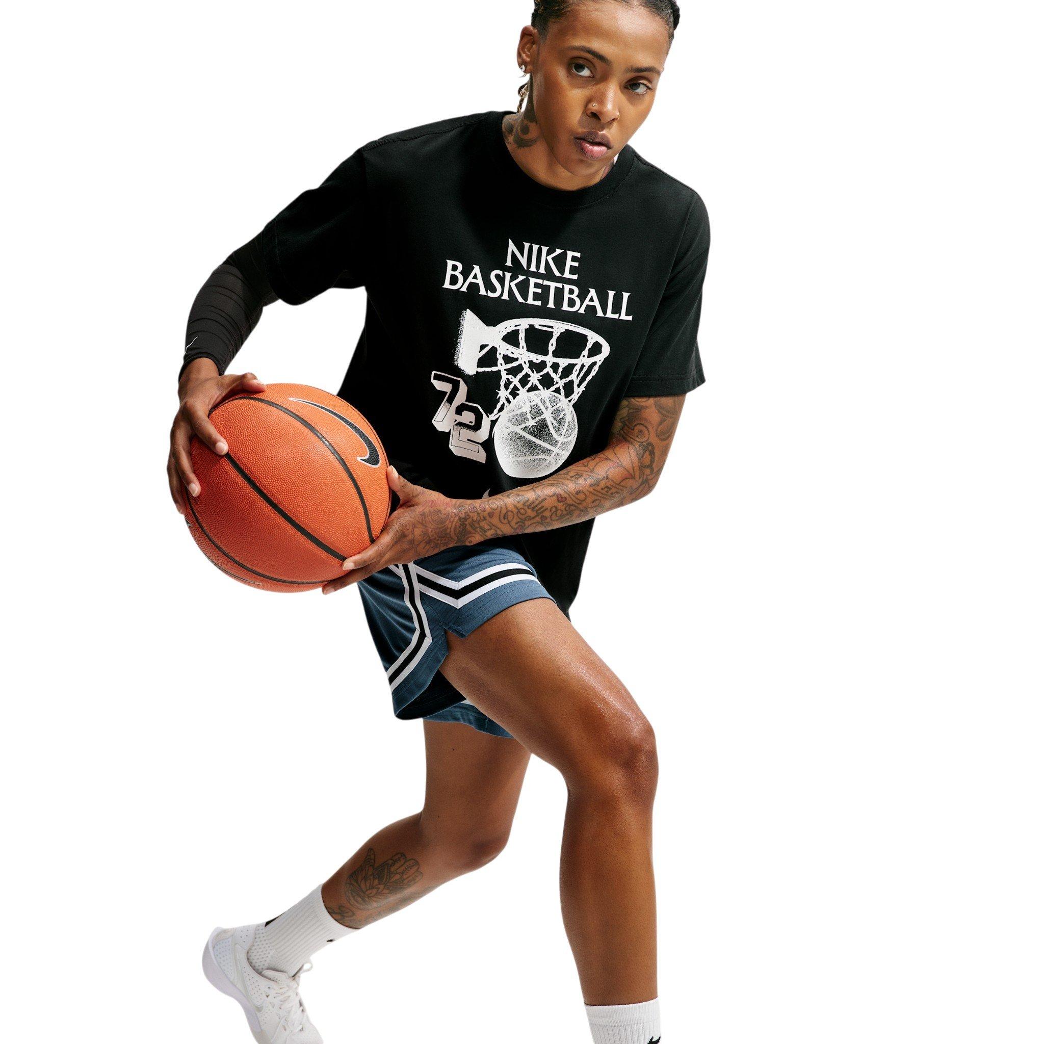 Nike Women's Move Dri-FIT Basketball Hoop T-Shirt - Black - BLACK Thumbnail View 3