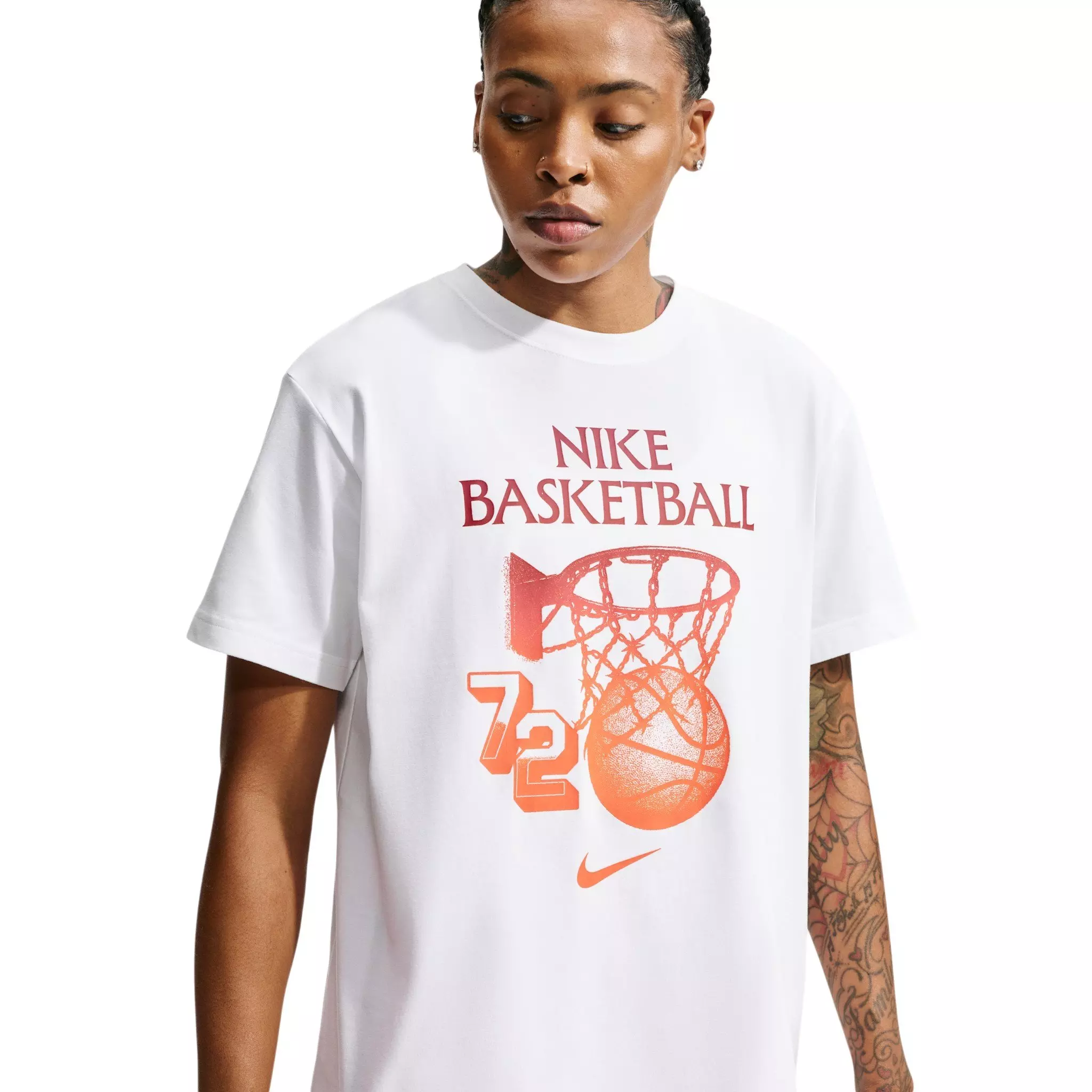Nike Women's Move Dri-FIT Basketball Hoop T-Shirt - White - WHITE
