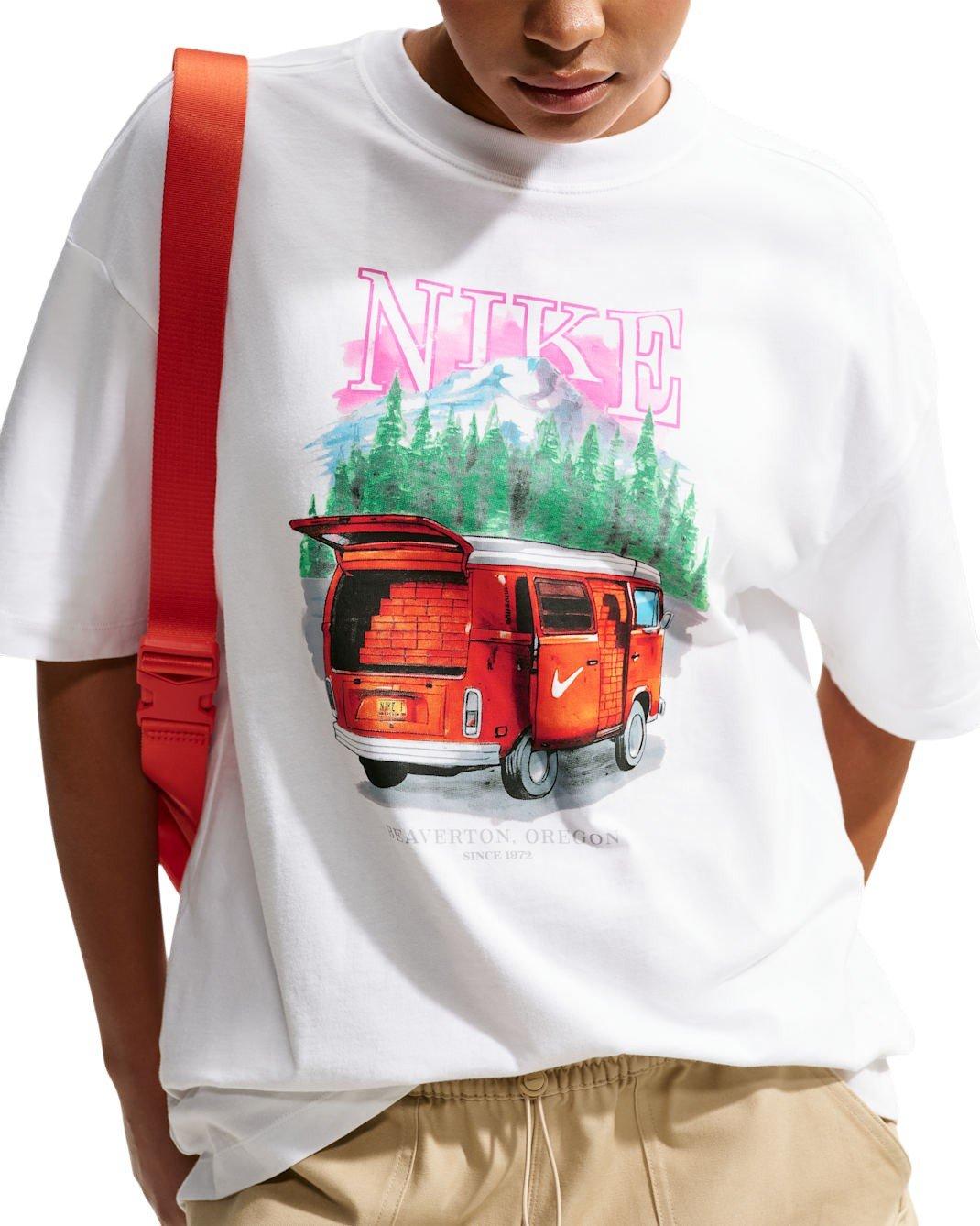 Nike Women's Sportswear Classic Oversized Van T-Shirt - White - WHITE