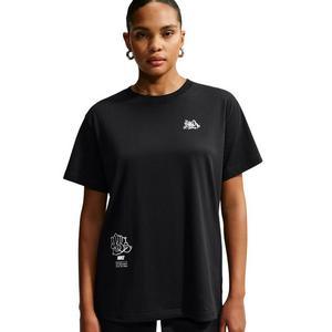 Nike Women's Sportswear Classic Oversized Graffiti Graphic T-Shirt - Black - BLACK