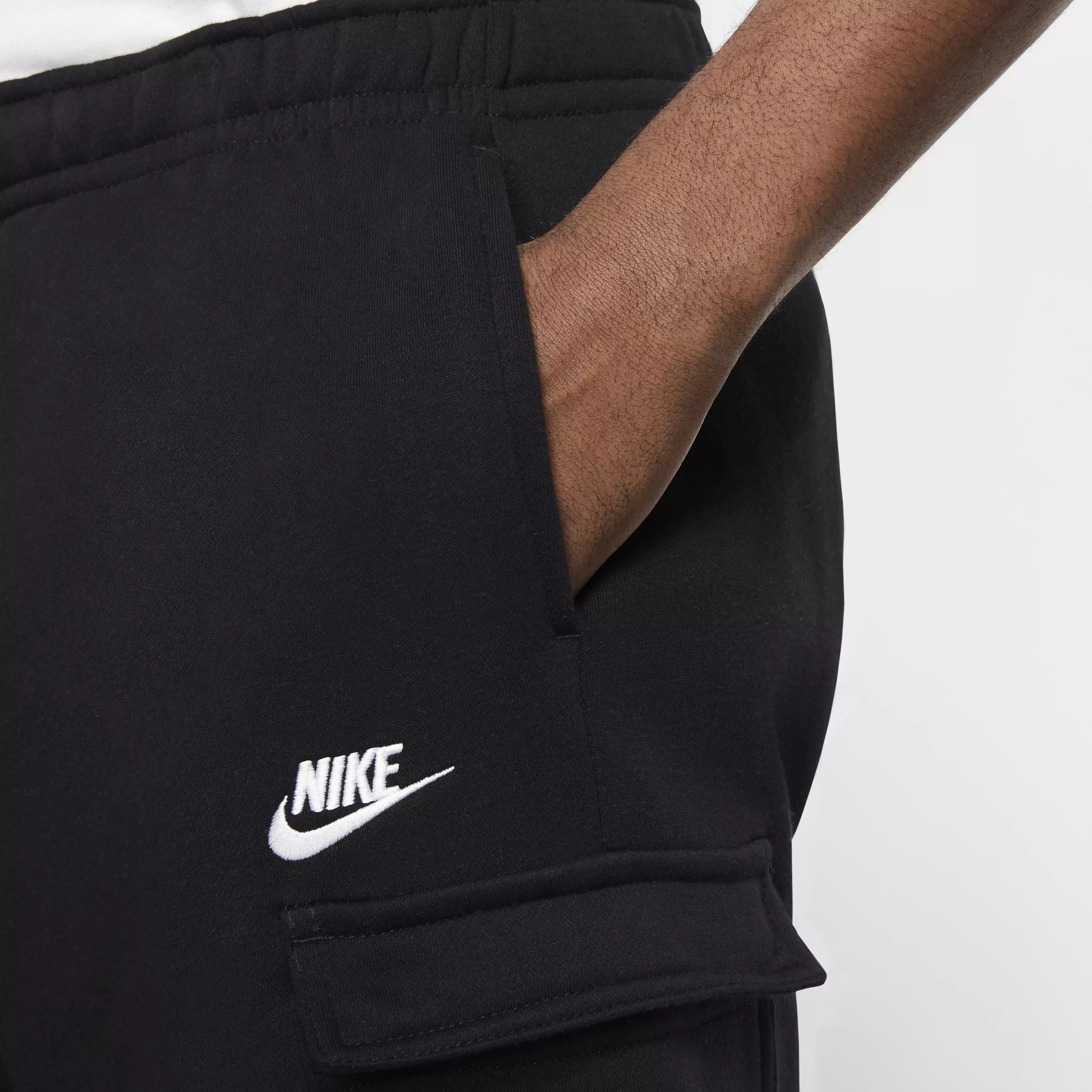 Nike Men's Sportswear Club Fleece Cargo Pants - BLACK/BLACK/WHITE