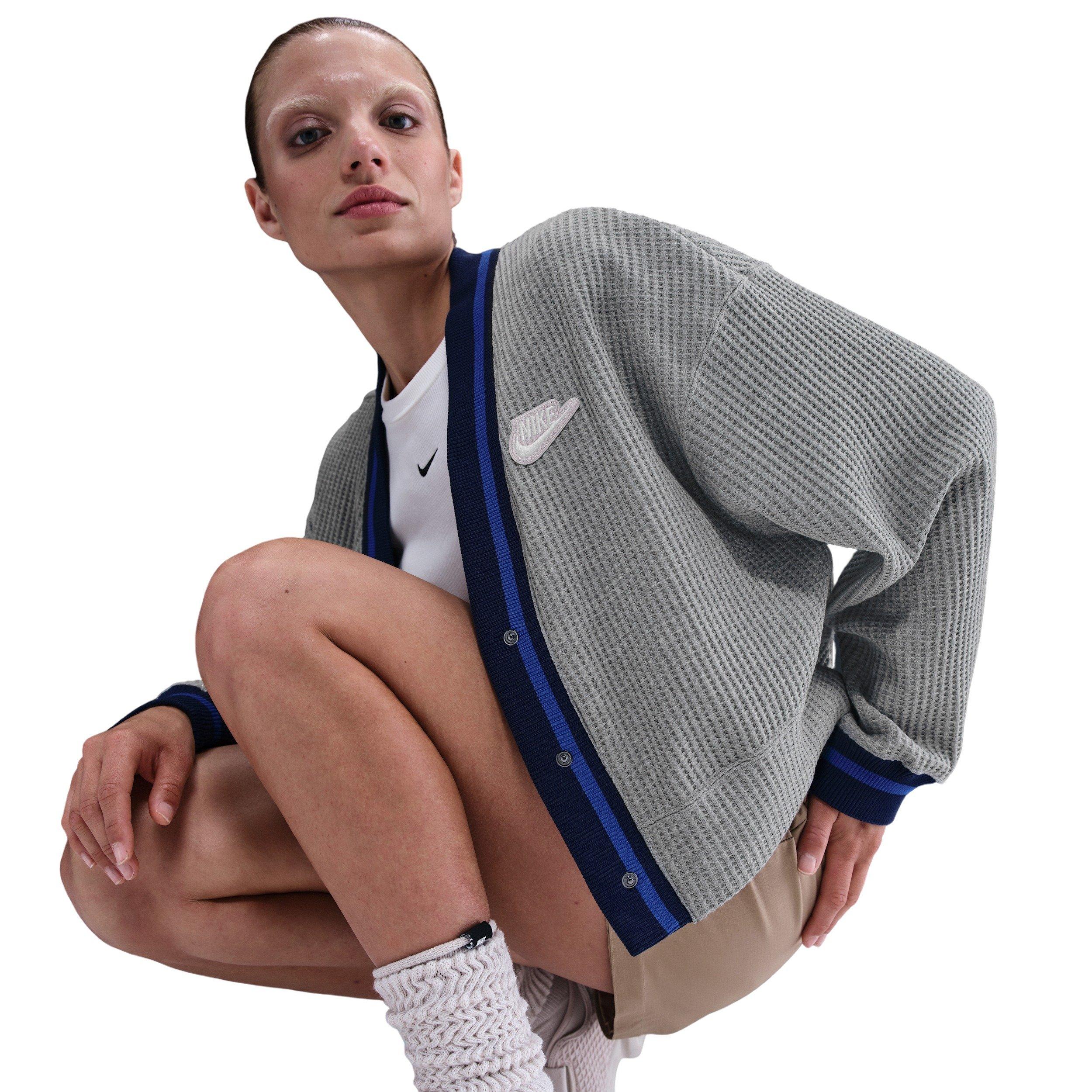 Nike Women's Sportswear Vest -Grey - GREY Thumbnail View 3