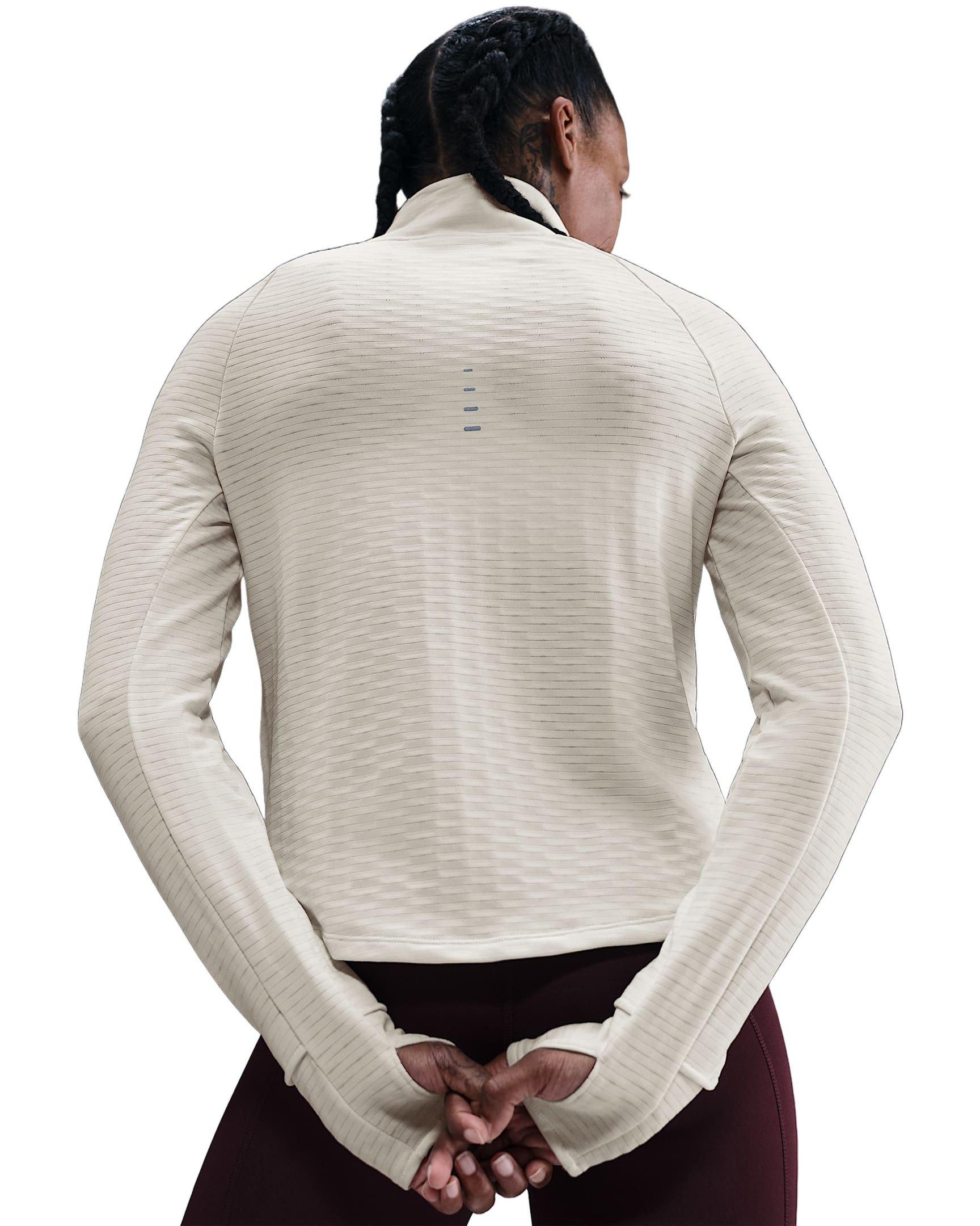 Nike Women's Swift Therma-FIT Turtle-Neck Running Top - White - WHITE Thumbnail View 2