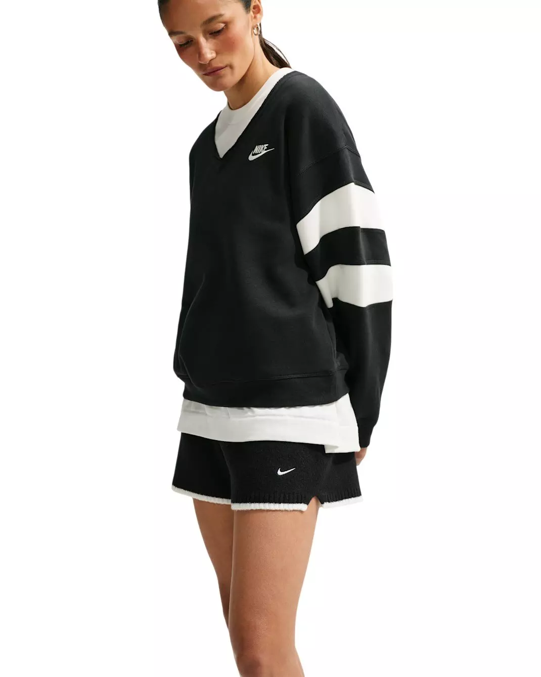 Nike Women's Sportswear Chill Knit Mid-Rise Shorts - Black/White - BLACK/WHITE