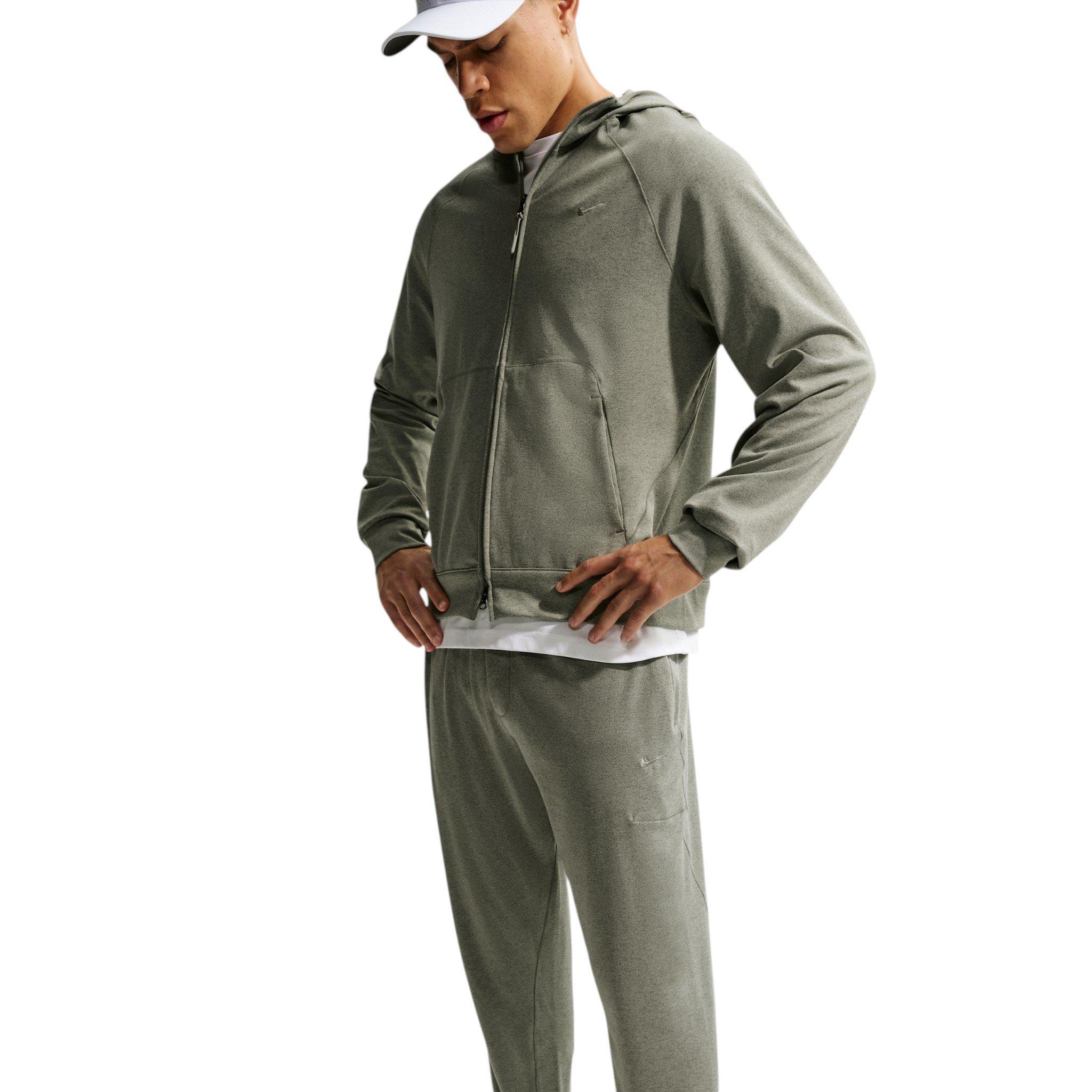 Nike Men's Primary NanoKnit Dri-FIT UV Protection Performance Joggers - GREEN