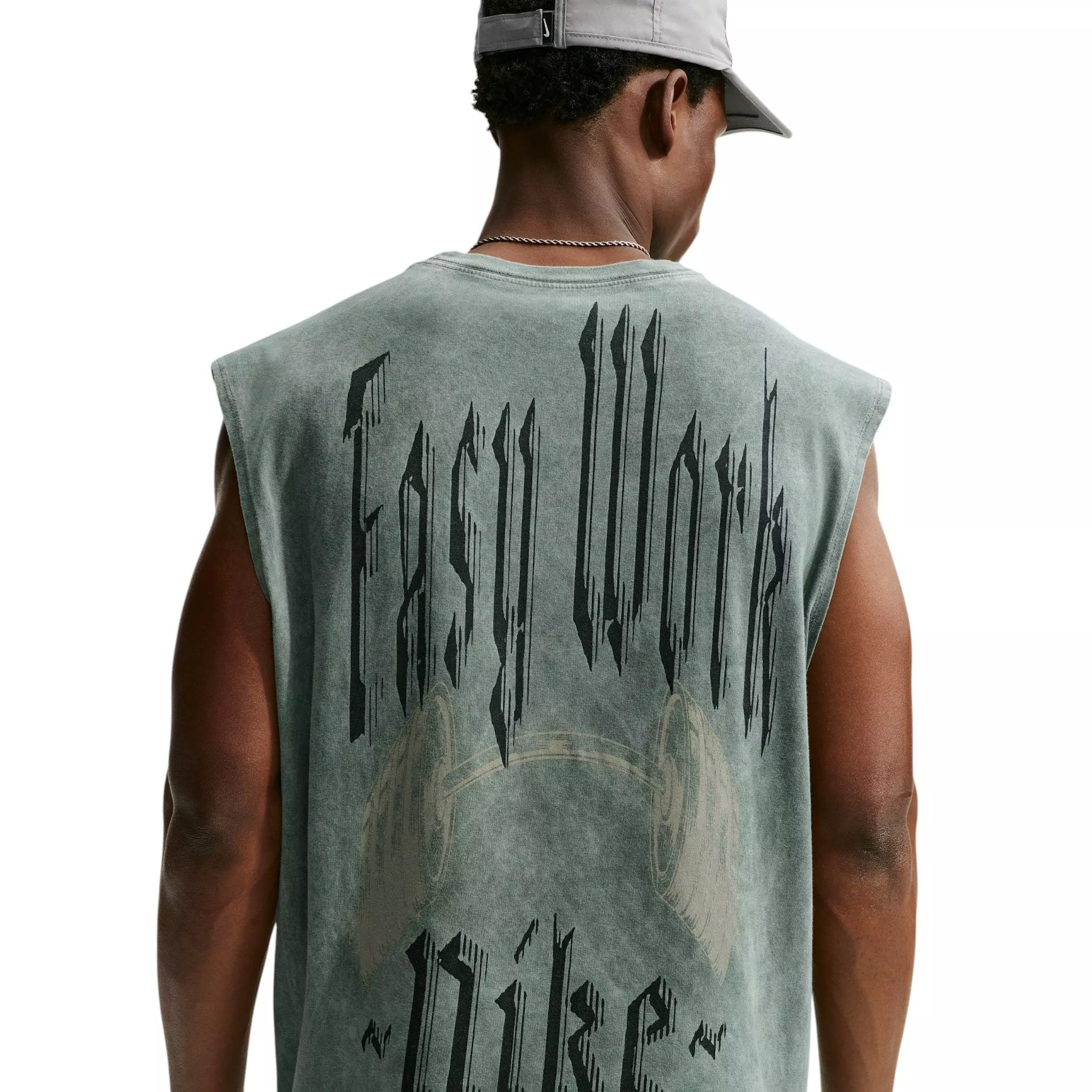 Nike Men's Easy Work Sleeveless T-Shirt - GREEN