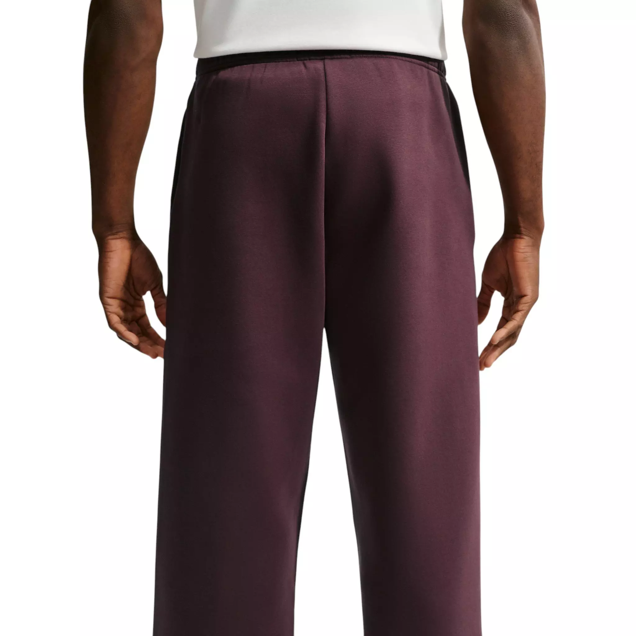 Nike Men's Standard Issue Therma-FIT Brushed Open-Hem Basketball Pants - RED