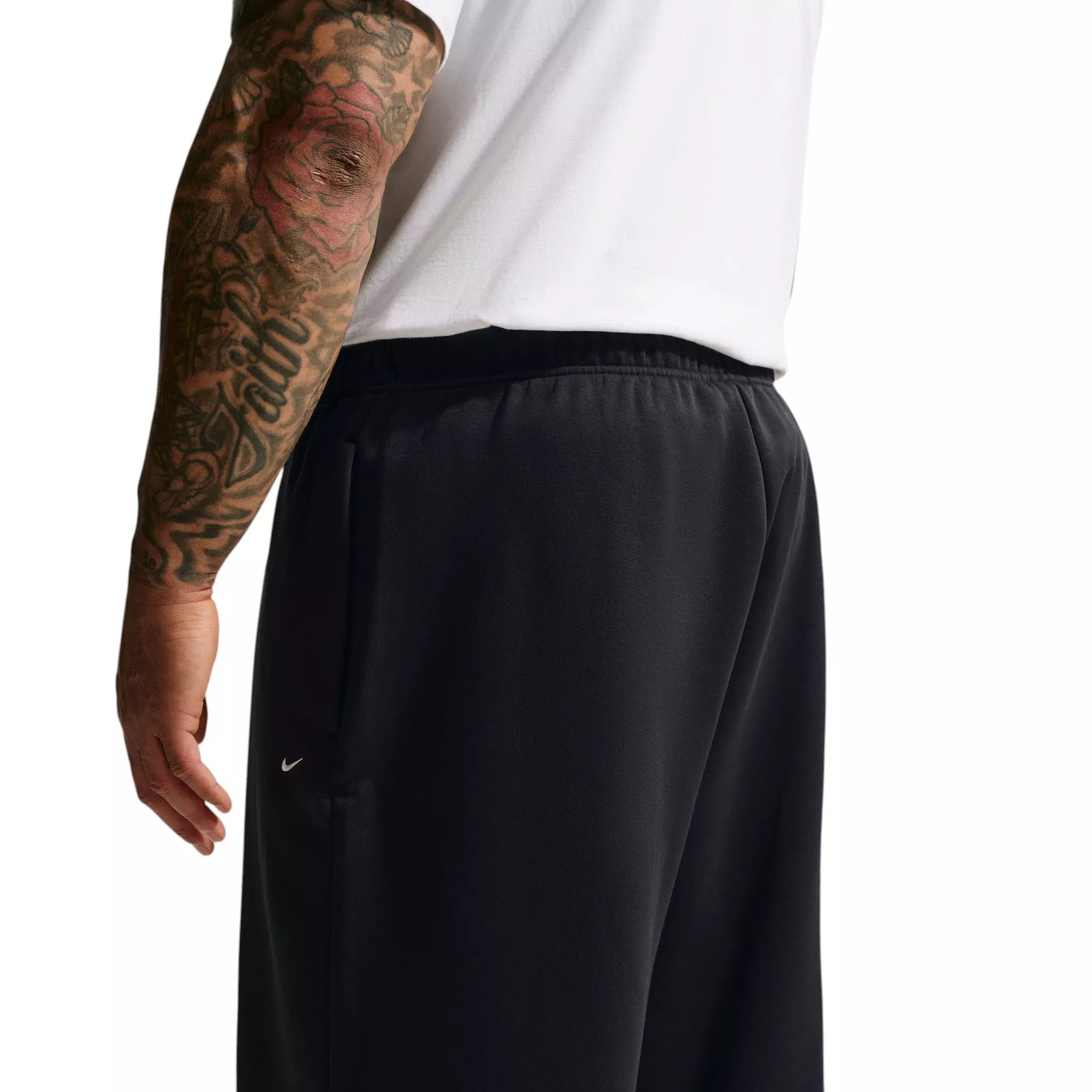 Nike Men's Standard Issue Brushed Basketball Pants - BLACK