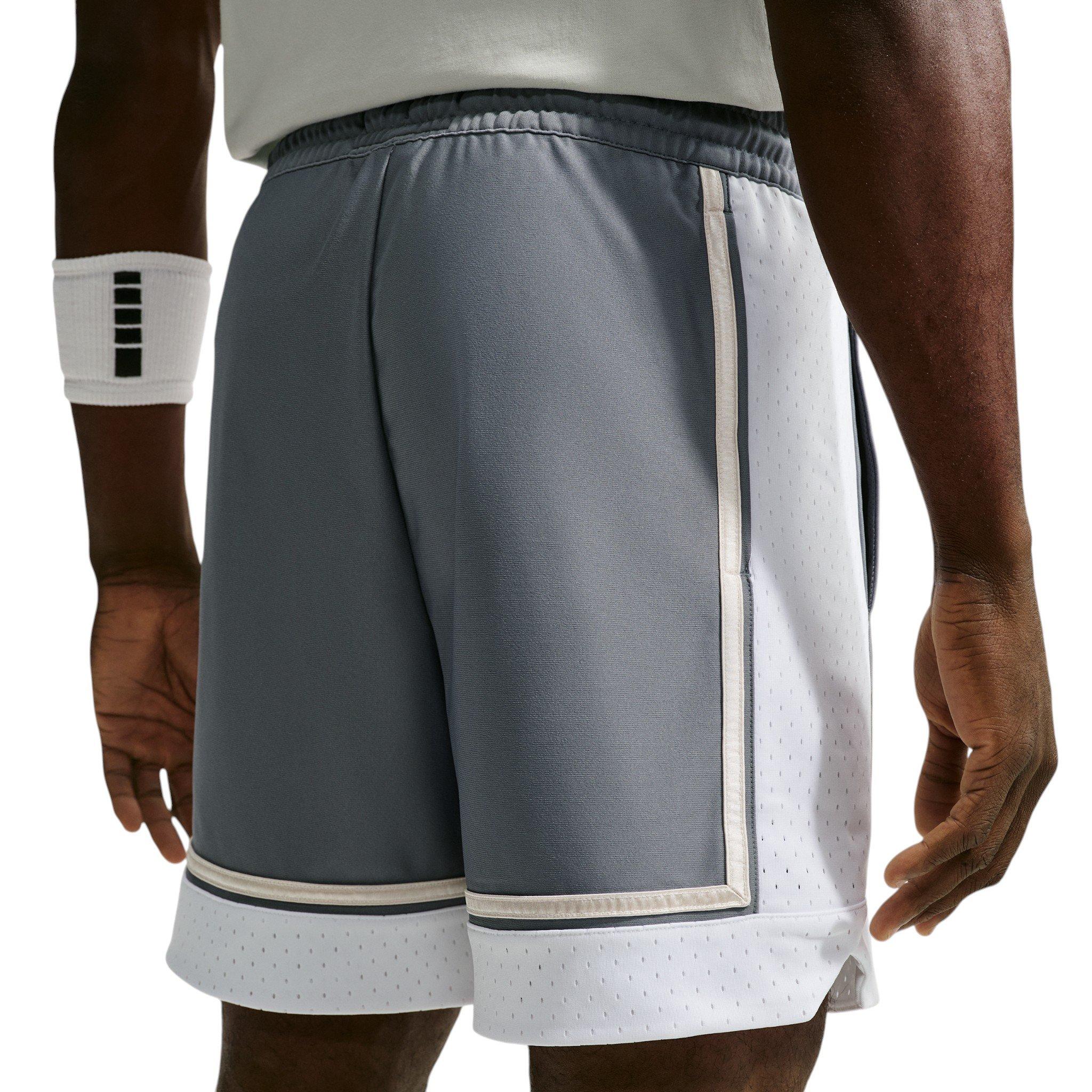 Nike Men's Standard Issue Dri-FIT 6" Basketball Shorts - GREY