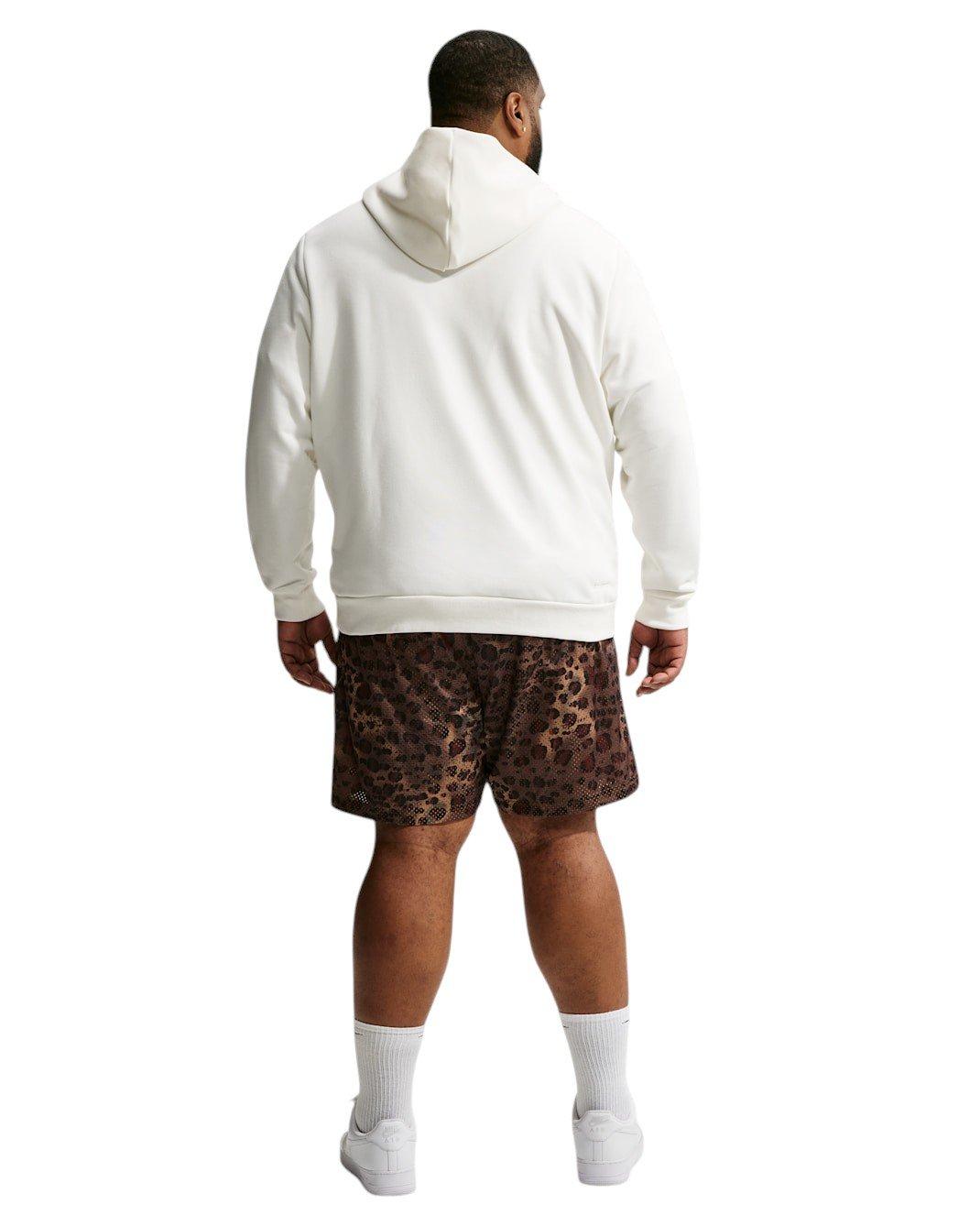 Nike Men's Standard Issue 5" Basketball Shorts - BROWN