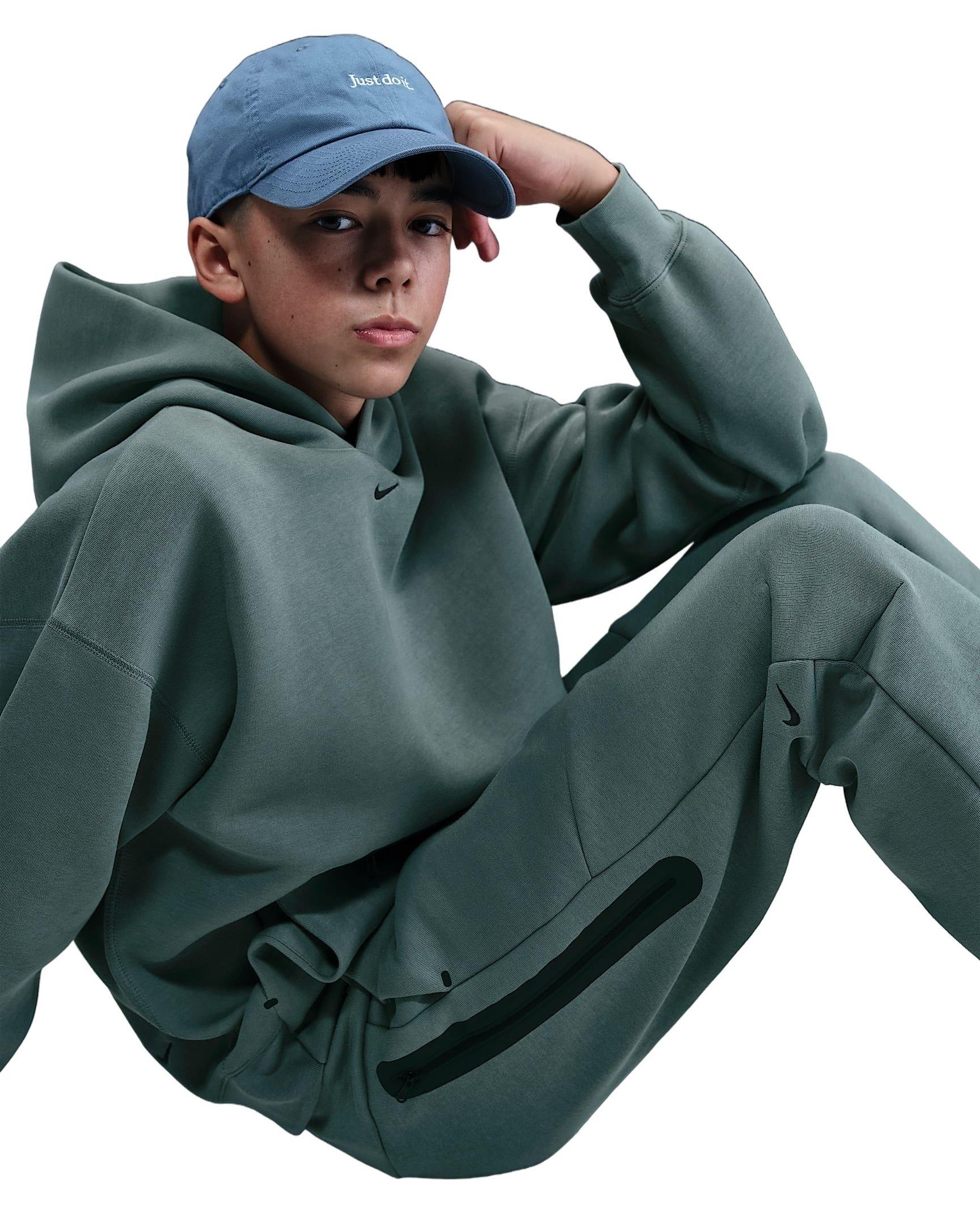 Nike Big Boys' Sportswear Tech Fleece Open-Hem Pants - Green - GREEN Thumbnail View 3