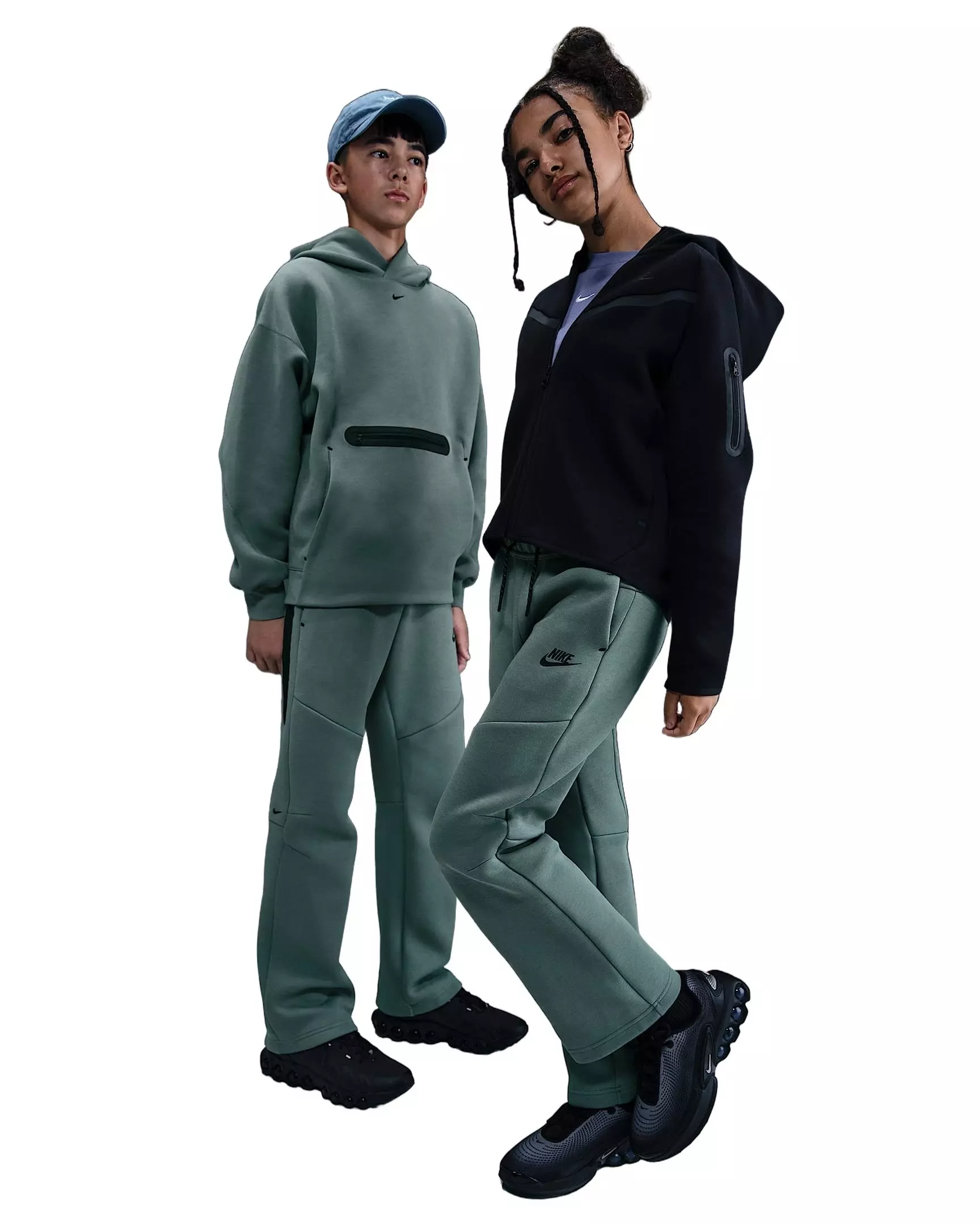 Nike Big Boys' Sportswear Tech Fleece Open-Hem Pants -Green - GREEN