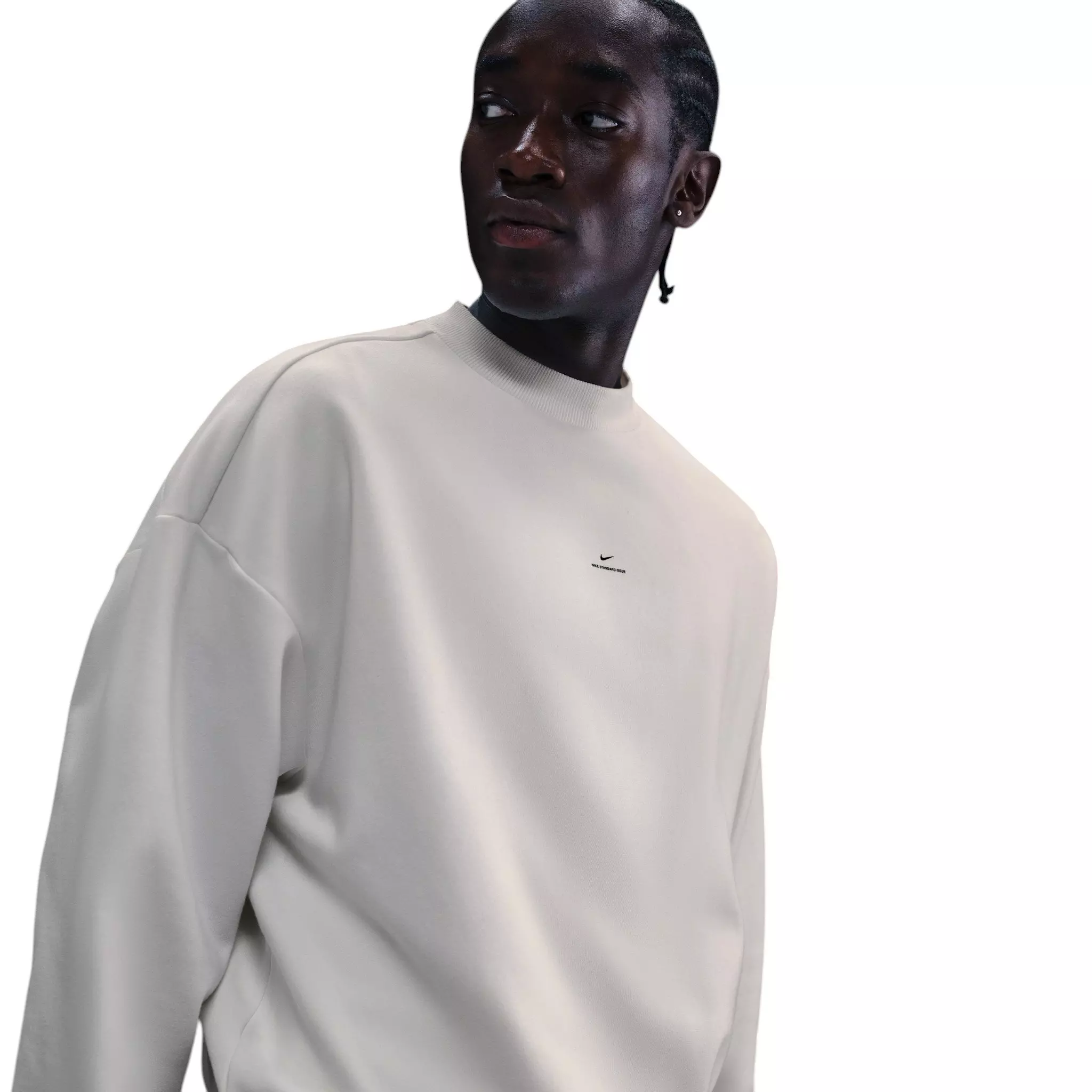 Nike Men's Standard Issue Therma-FIT Basketball Crew - Sail/Black - SAIL/BLACK