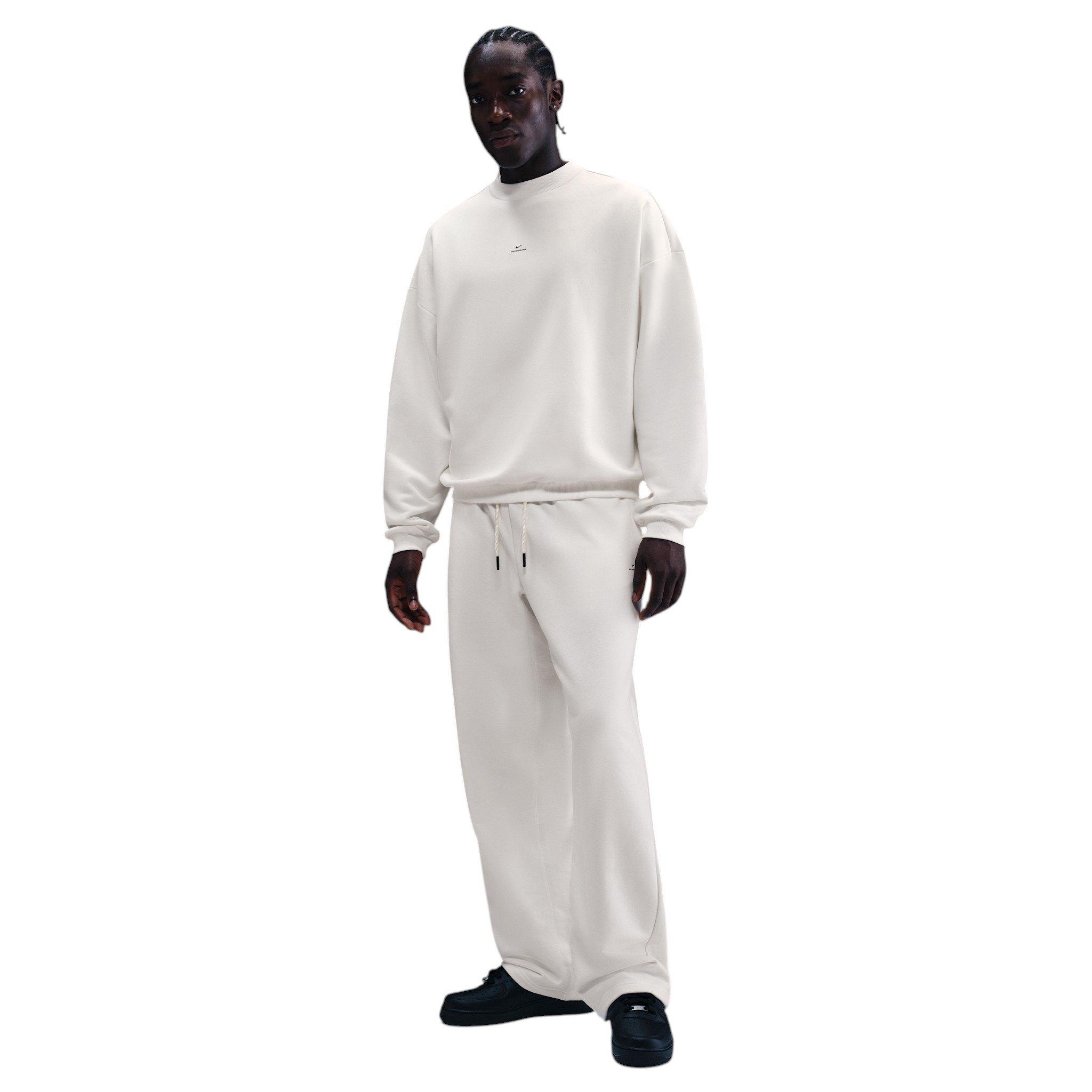 Nike Men's Standard Issue Therma-FIT Basketball Crew - Sail/Black - SAIL/BLACK Thumbnail View 4
