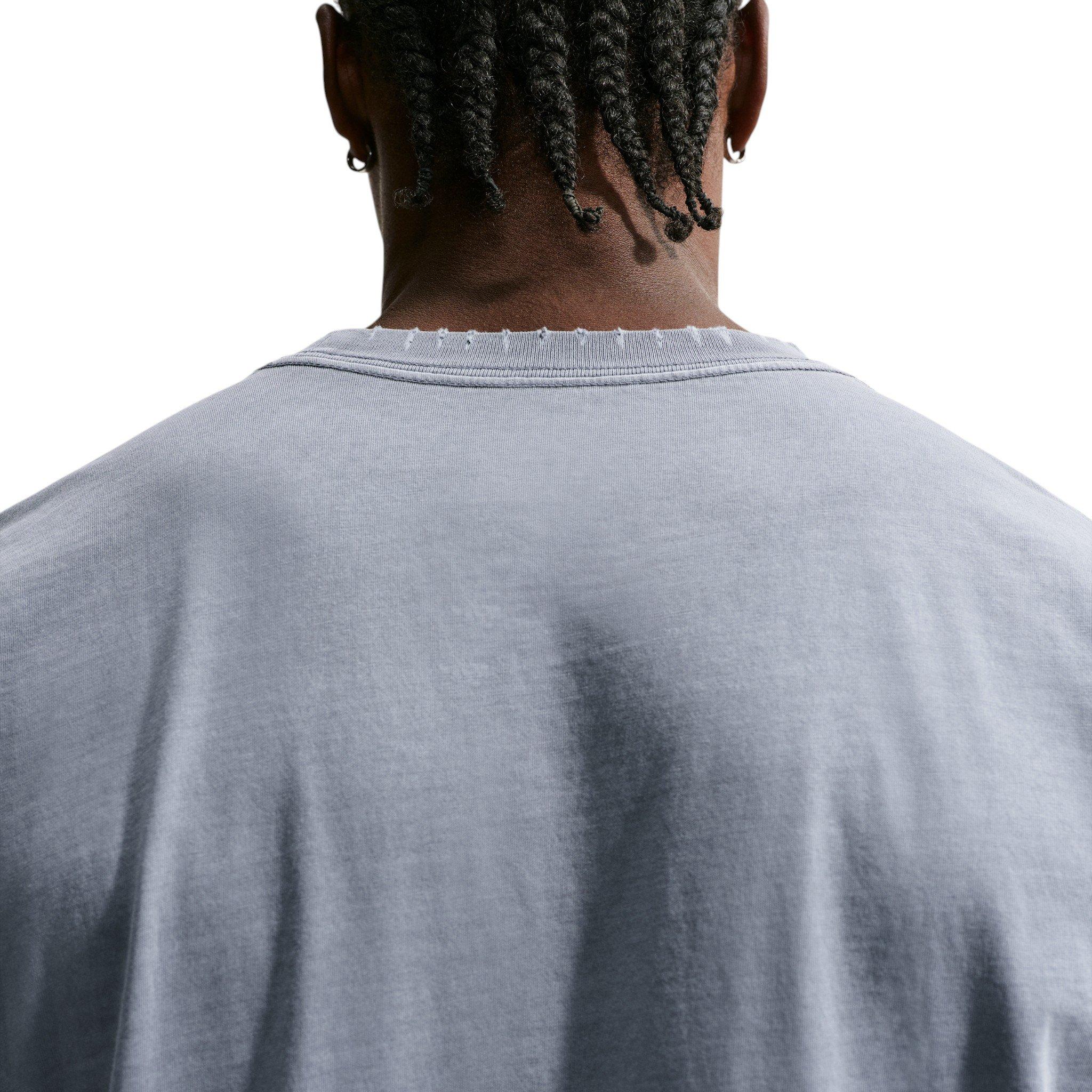 Nike Men's Crow Basketball Oversized T-Shirt - GREY