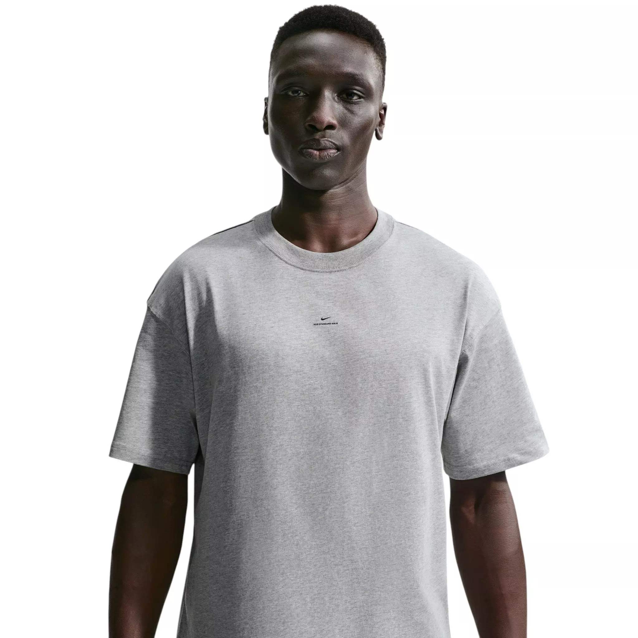 Nike Men's Standard Issue Dri-FIT Basketball T-Shirt - GREY