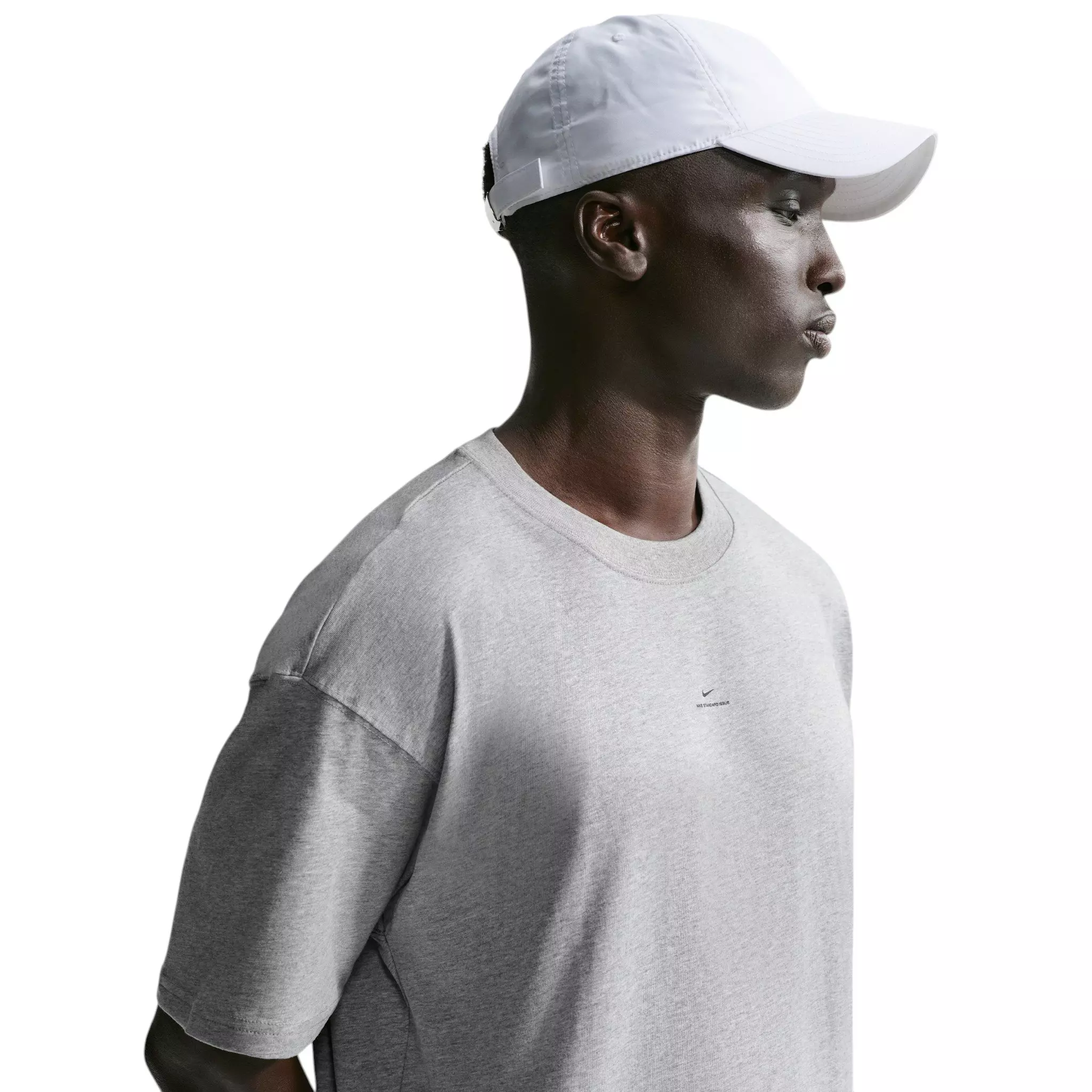 Nike Men's Standard Issue Dri-FIT Basketball T-Shirt - GREY