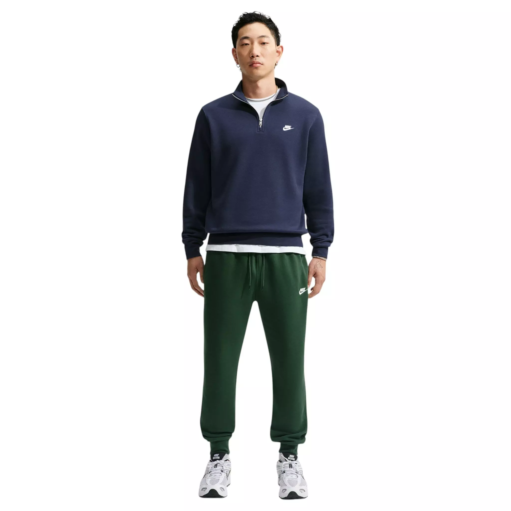Nike Men's Sportswear Club Joggers - GREEN