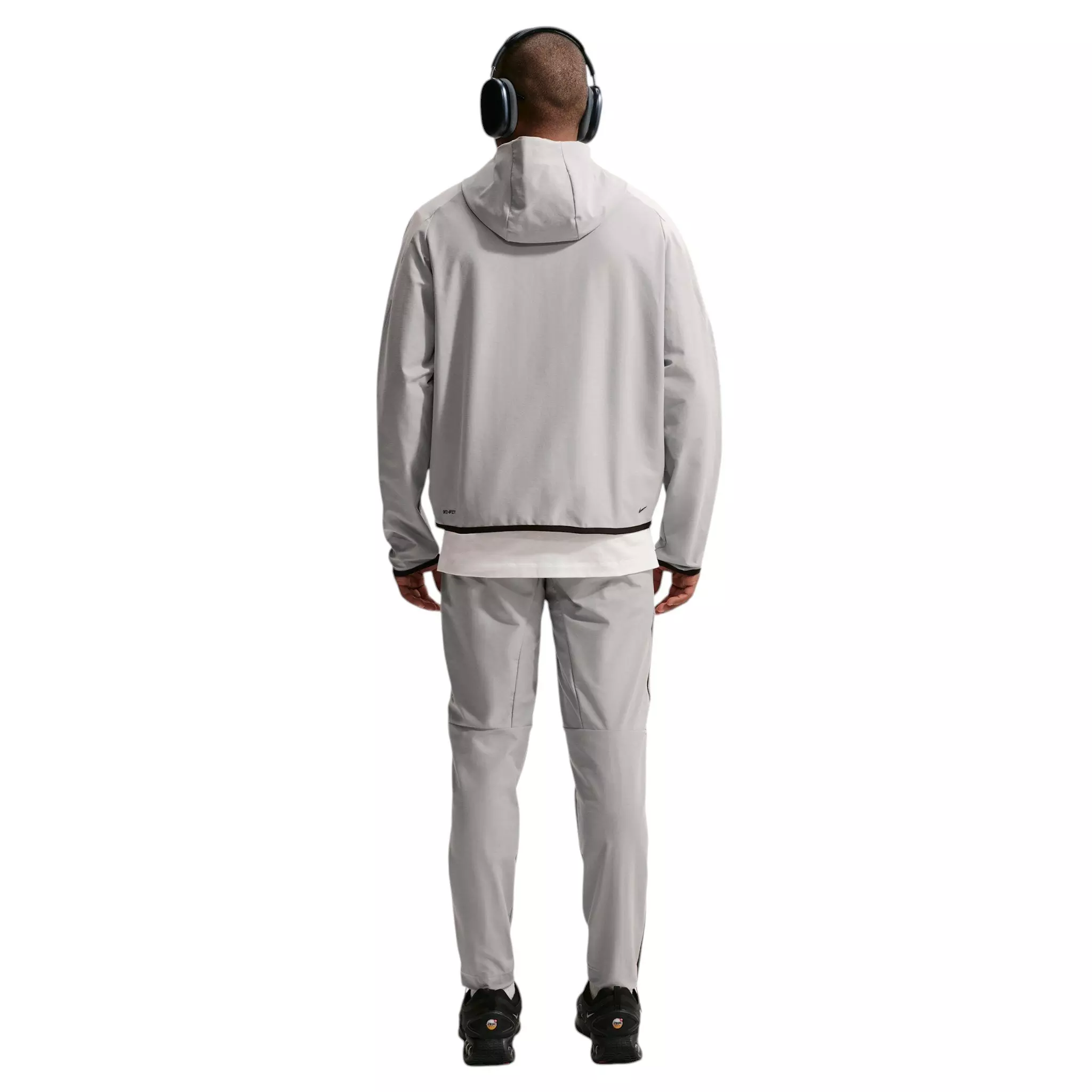 Nike Men's Tech Dri-FIT Shori Knit Pants - GREY