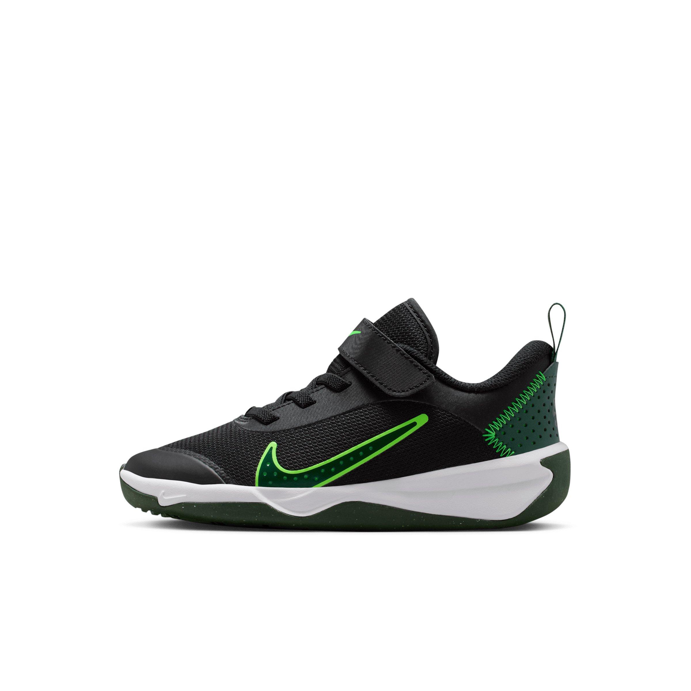 Nike Omni Multi-Court Preschool Boys' "Black/Green Strike/Fir" Shoe