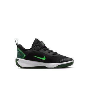 Nike Omni Multi-Court "Black/Green Strike/Fir" Preschool Boys' Shoe