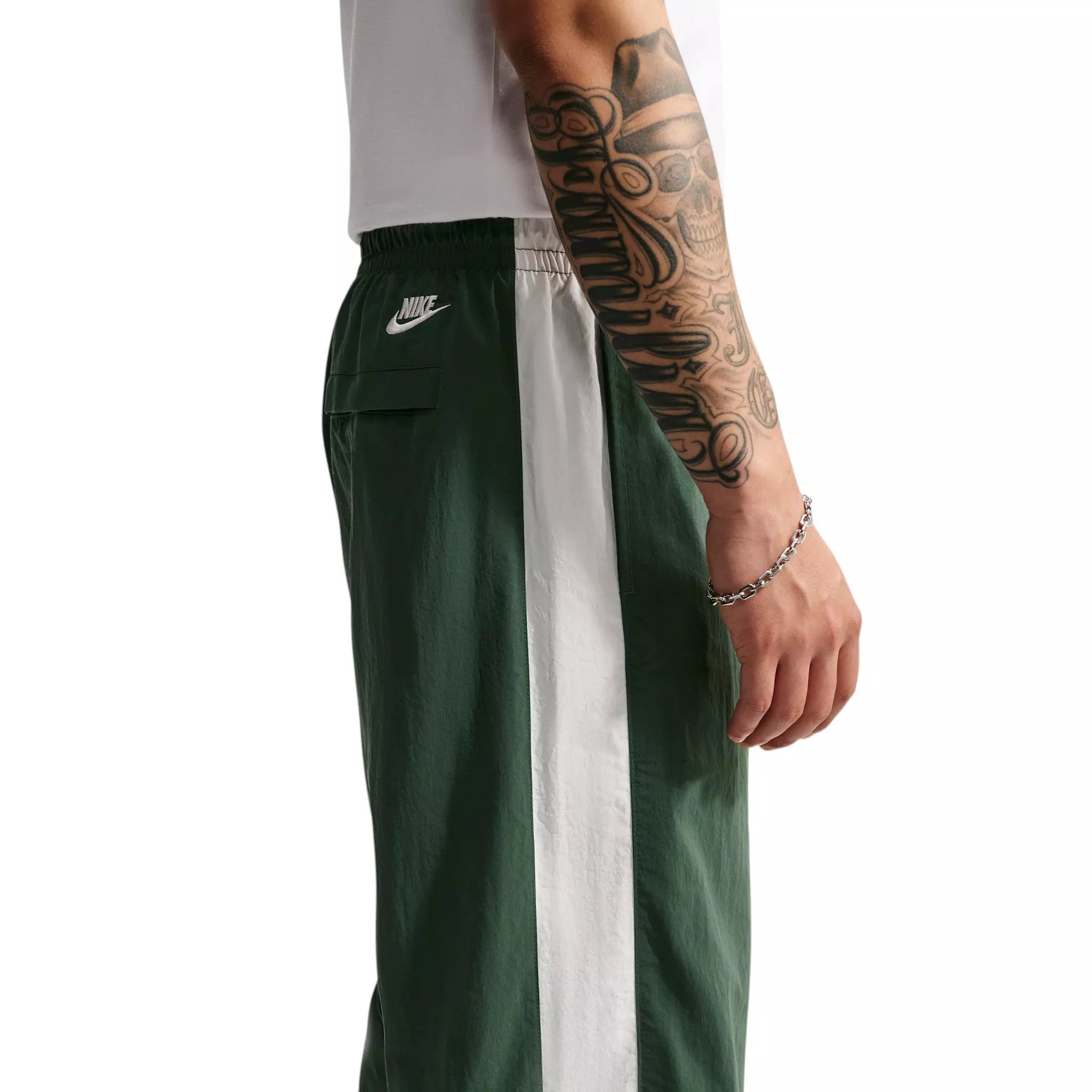 Nike Men's Sportswear Club Track Pants - GREEN