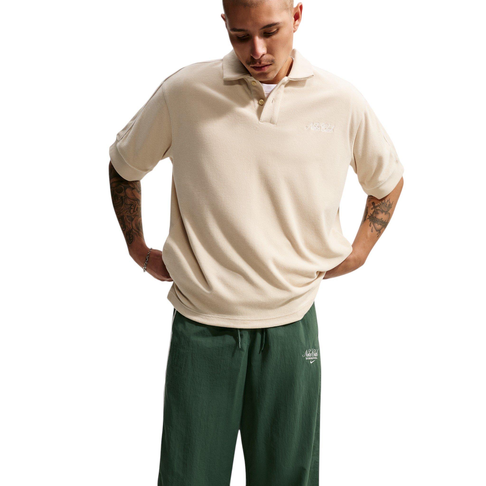 Nike Men's Sportswear Club Track Pants - GREEN Thumbnail View 3