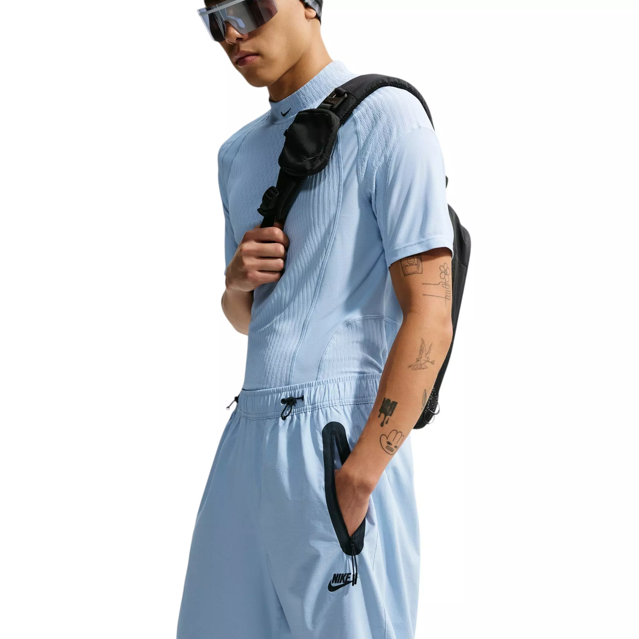 Nike Men's Tech Dri-FIT Woven Pants - BLUE
