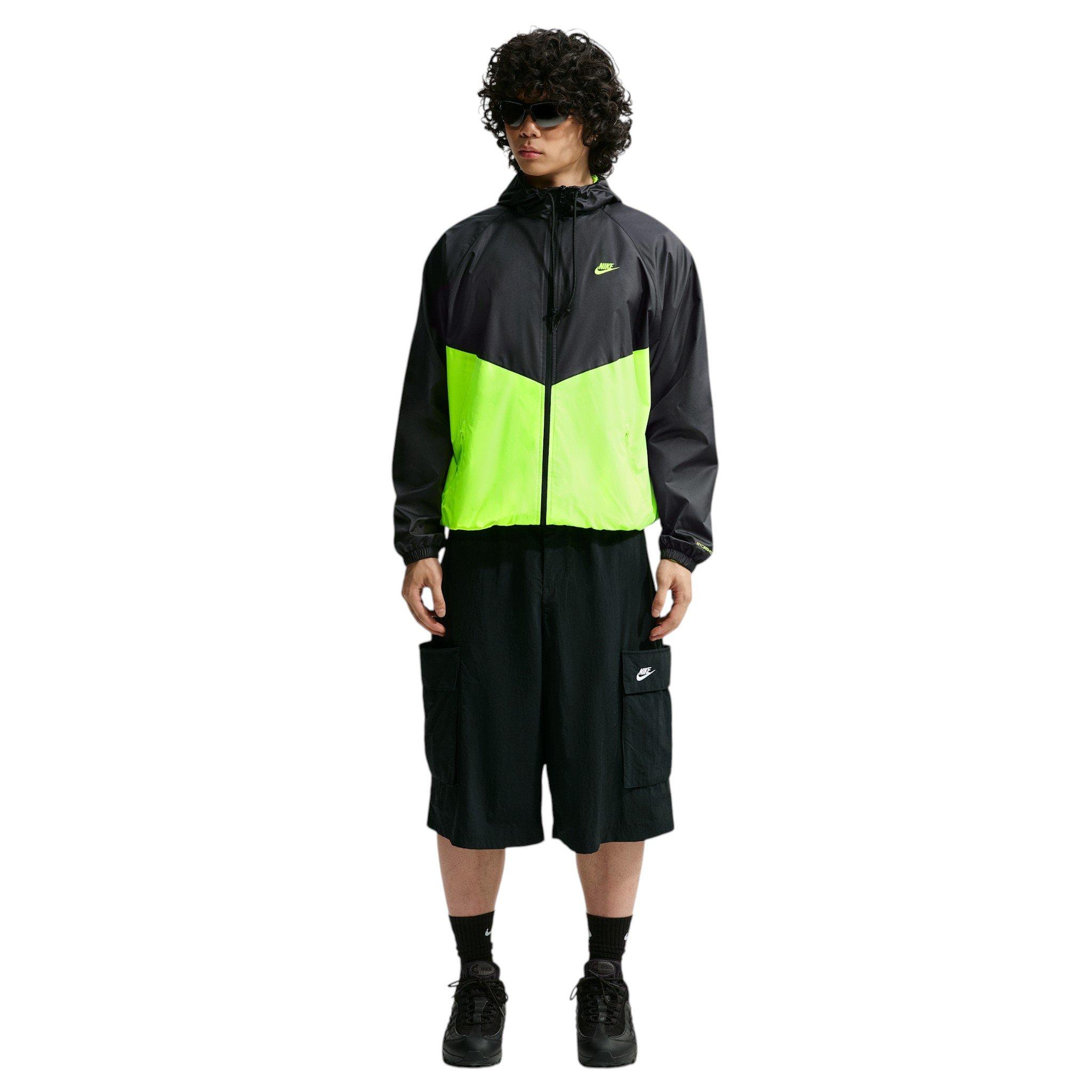 Nike Men's Windrunner Lined Jacket - BLACK/VOLT