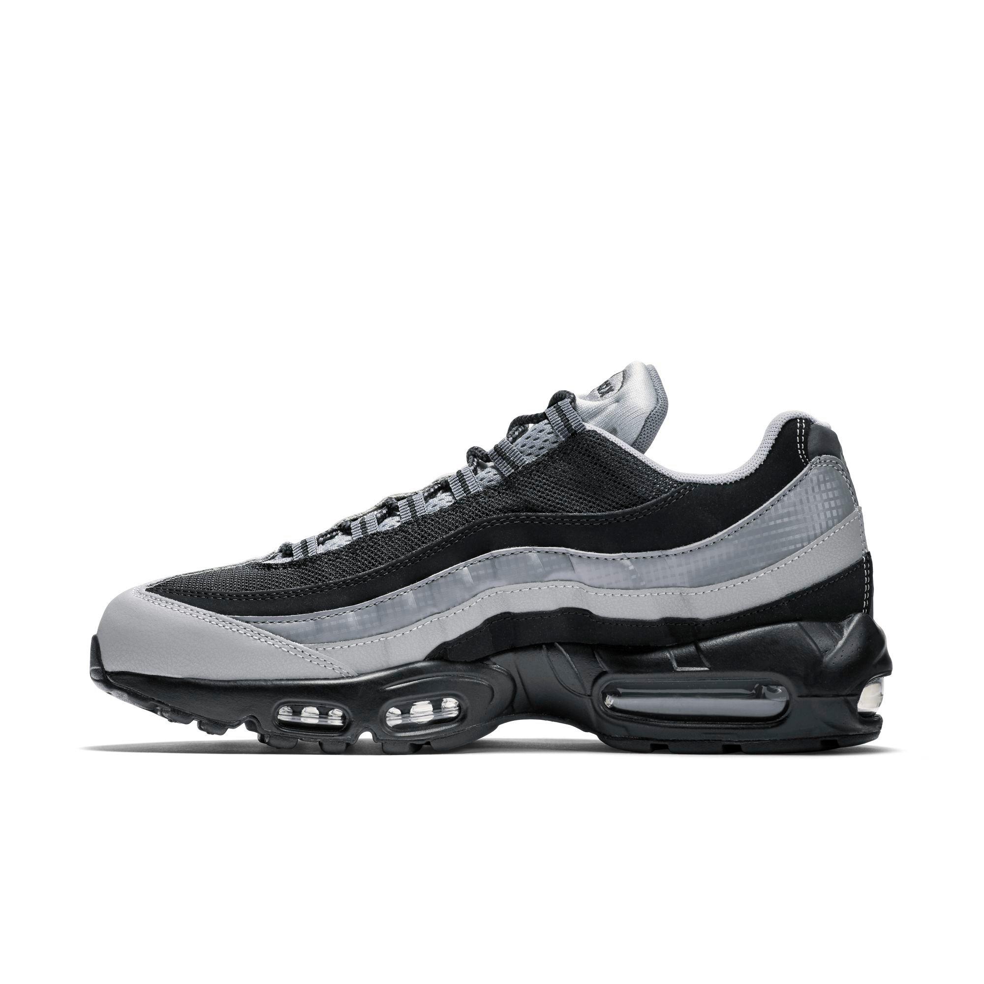 black air max 95 mens