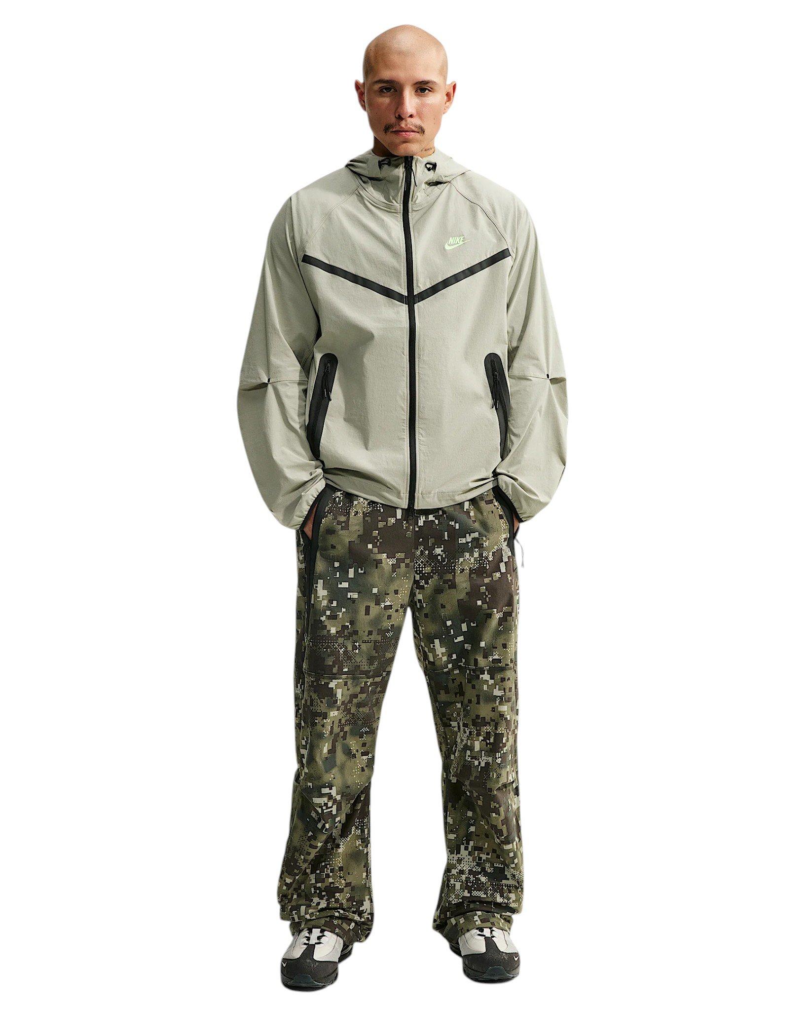 Nike Men's Tech Dri-FIT Woven Full-Zip Windrunner Jacket - GREEN
