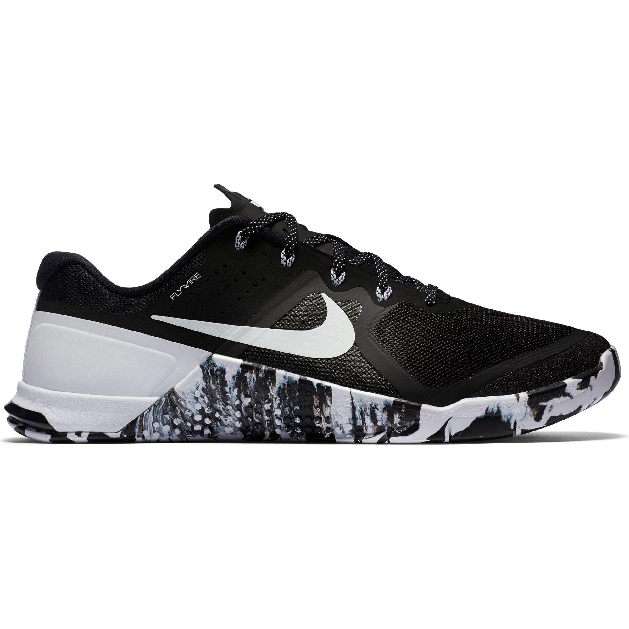 nike metcon 2 black and white