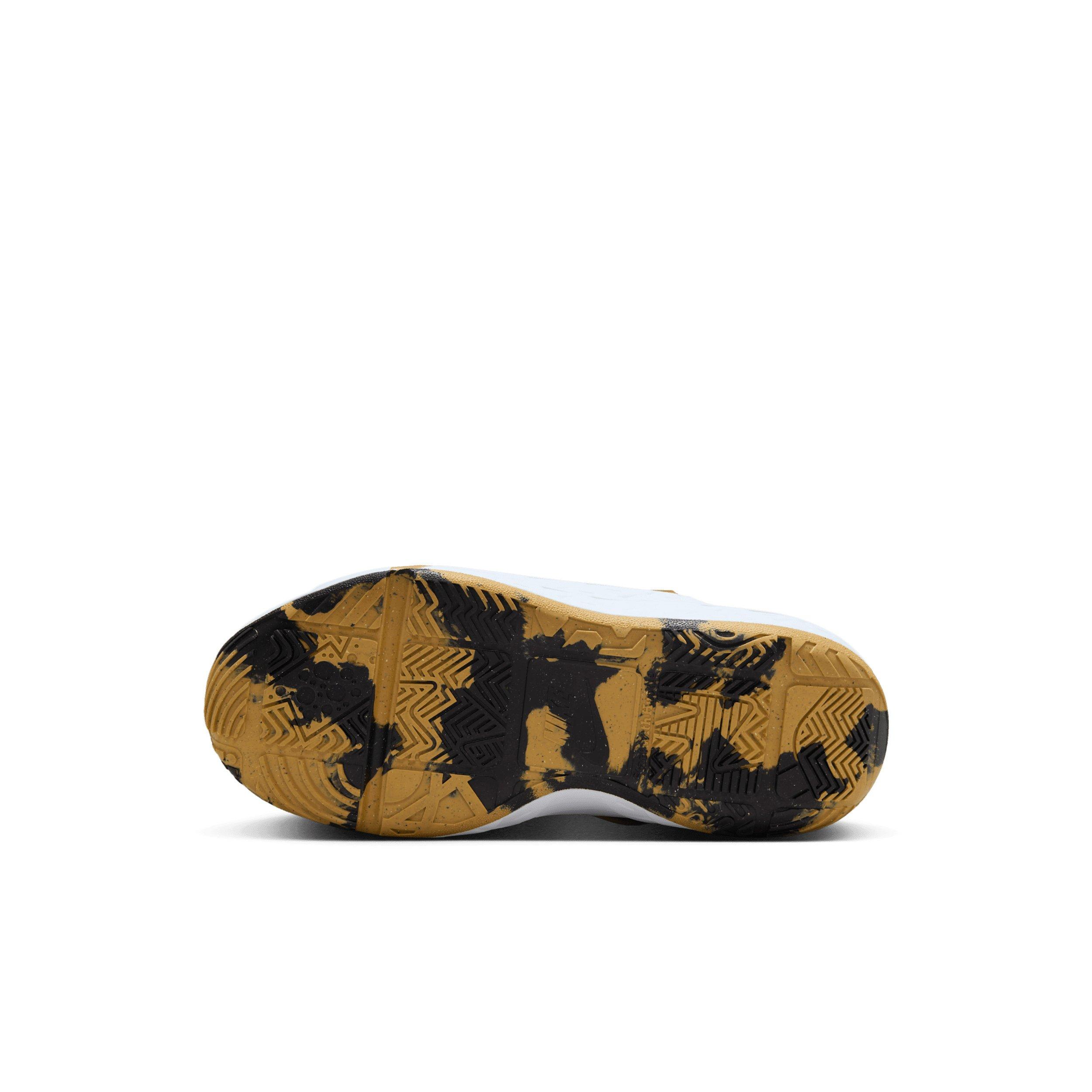 Nike Team Hustle D 12 Preschool Boys' "Black/Metallic Gold/White/Black" Basketball Shoe