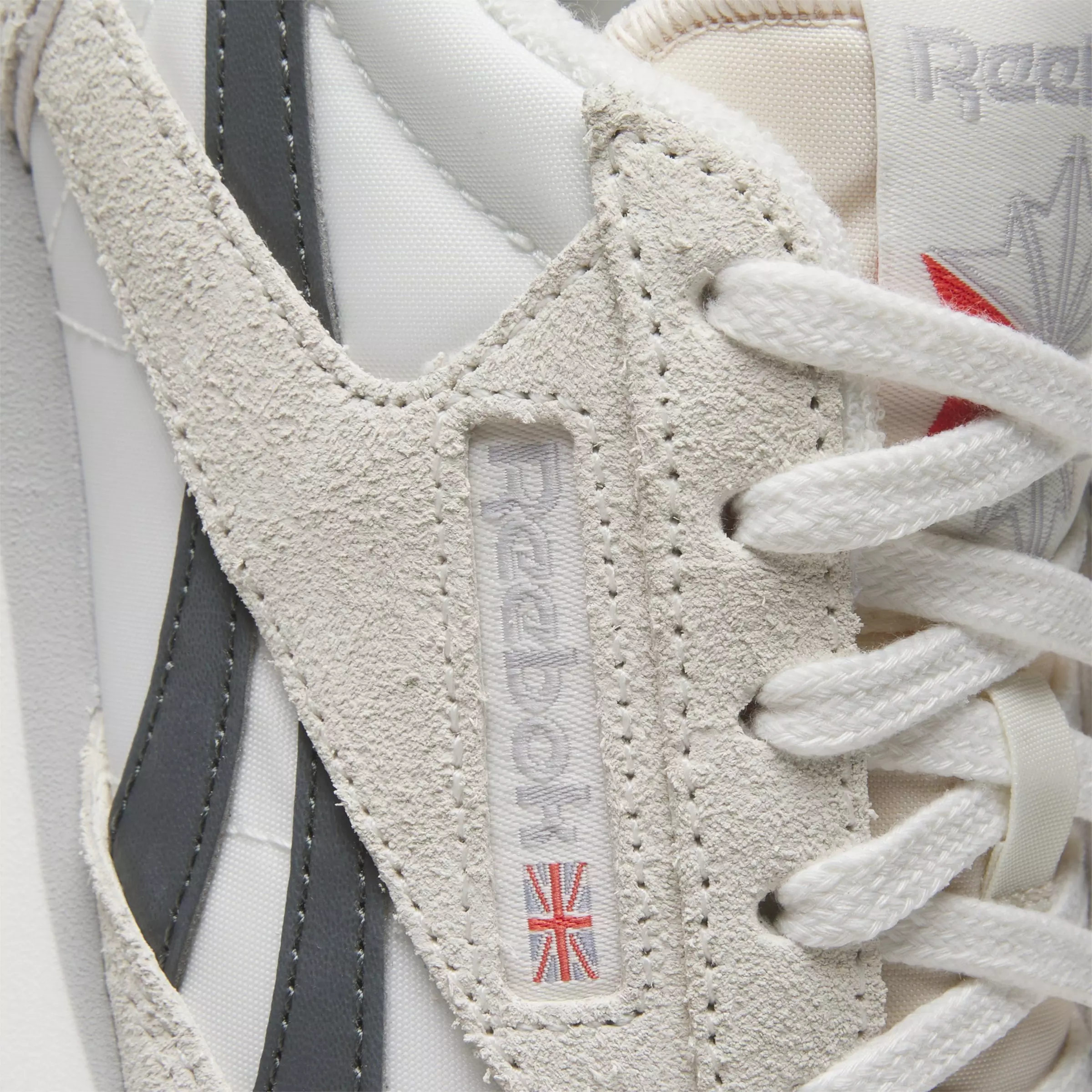Reebok Classic AZ "Cream/White/Navy" Women's Shoe - CREAM/WHITE/NAVY