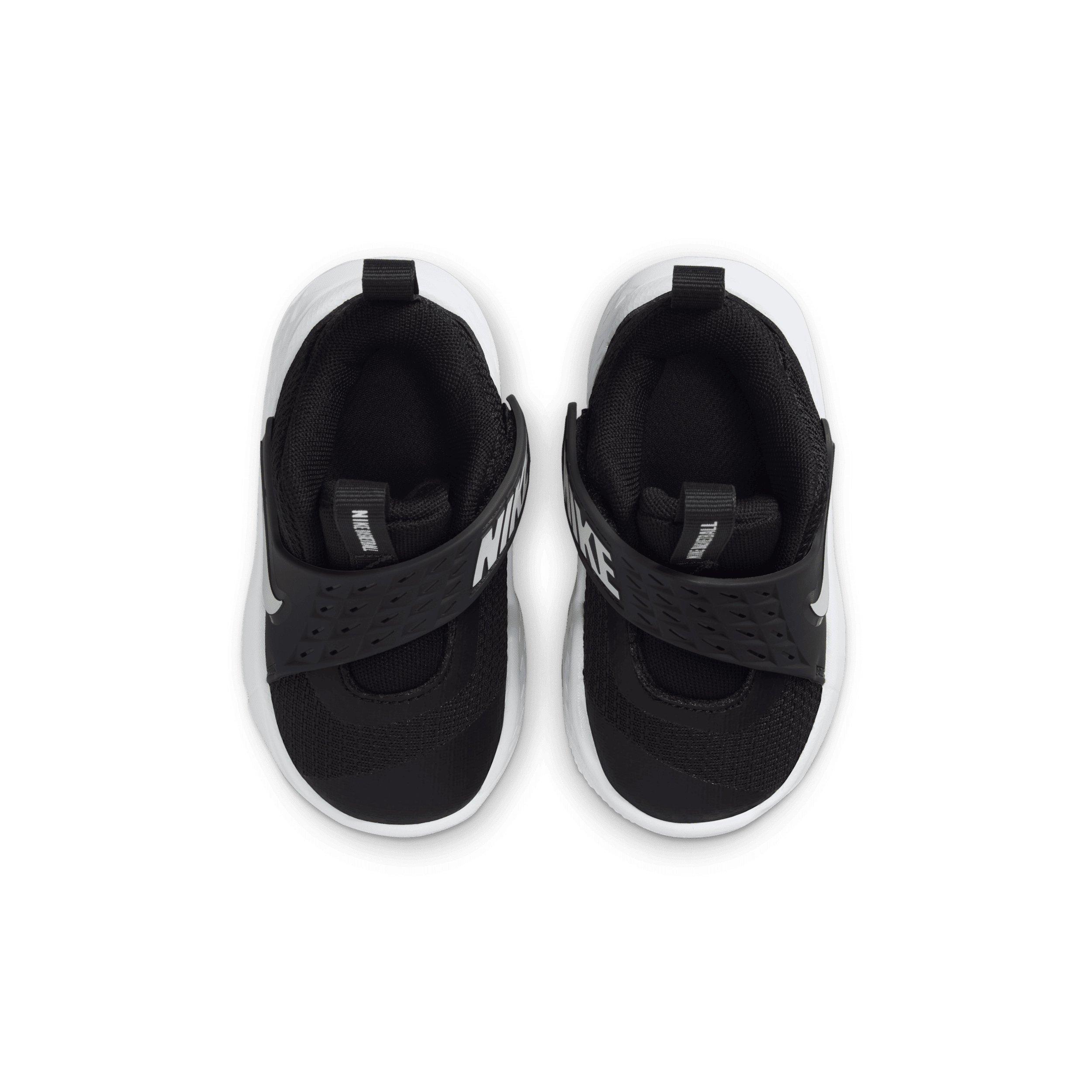 Nike Team Hustle D 12 Infant Boys' "Black/Anthracite/White" Basketball Shoe