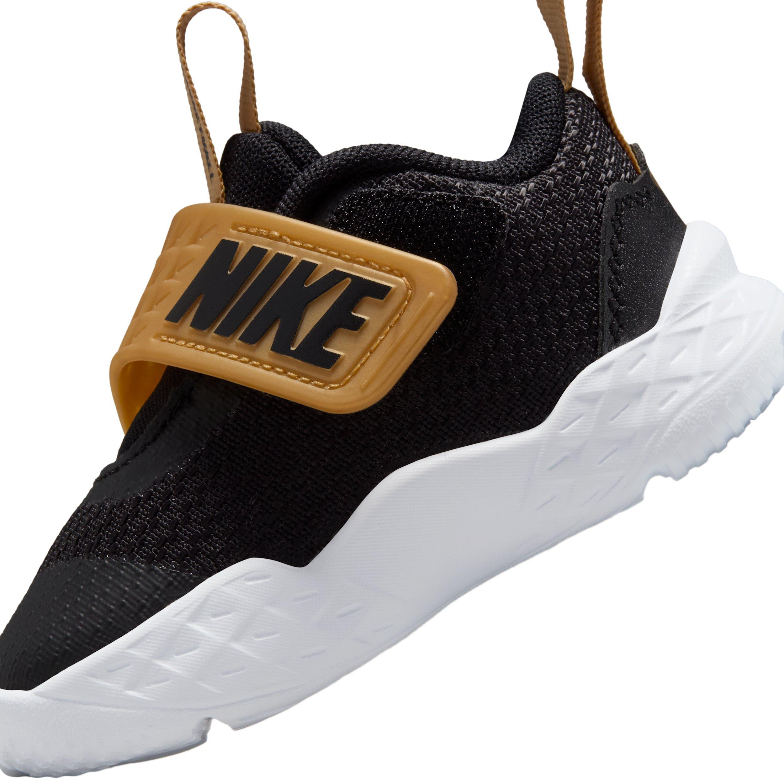 Nike Team Hustle D 12 Infant Boys' "Black/Metallic Gold/White/Black" Basketball Shoe