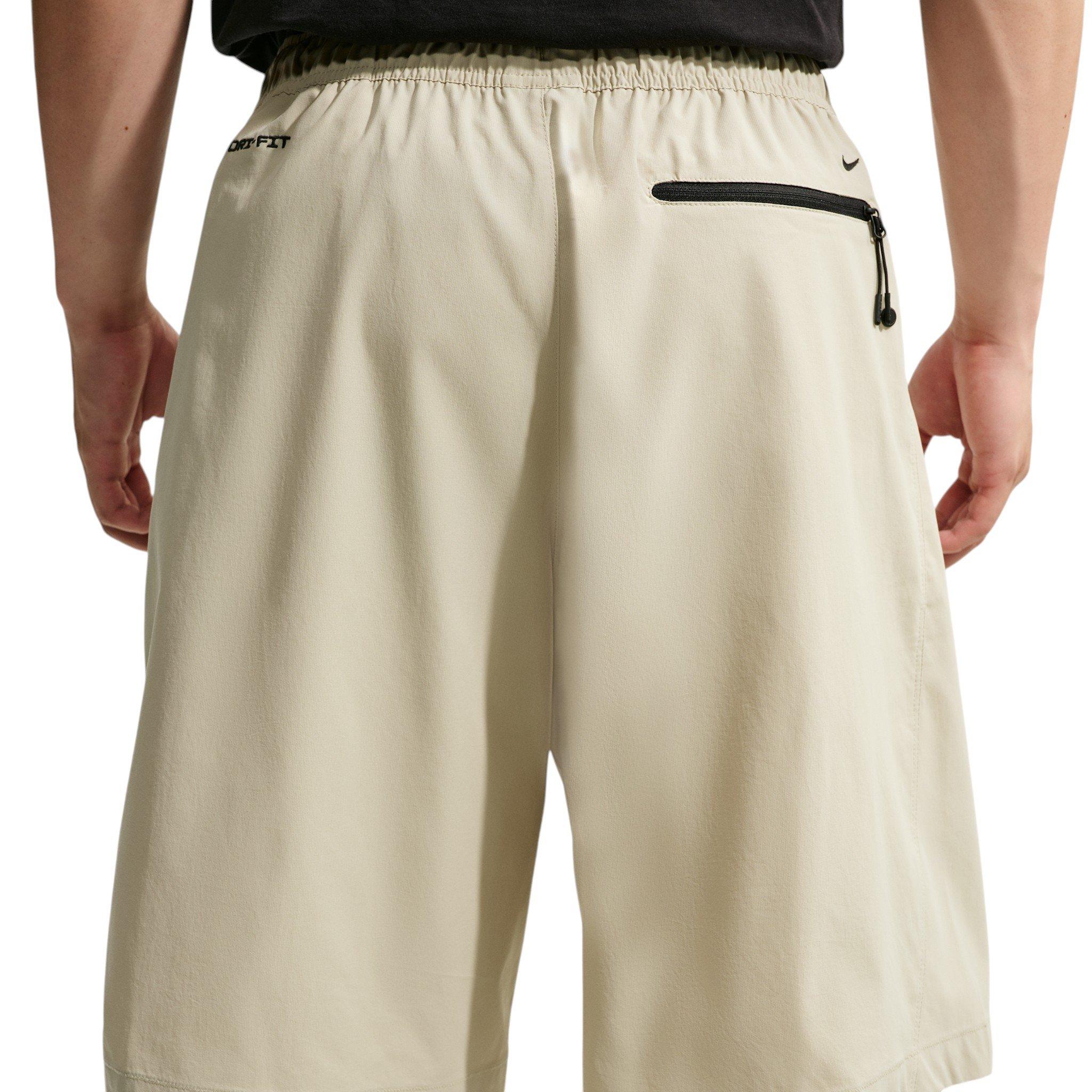 Nike Men's Tech Helios Dri-FIT Shorts - BROWN