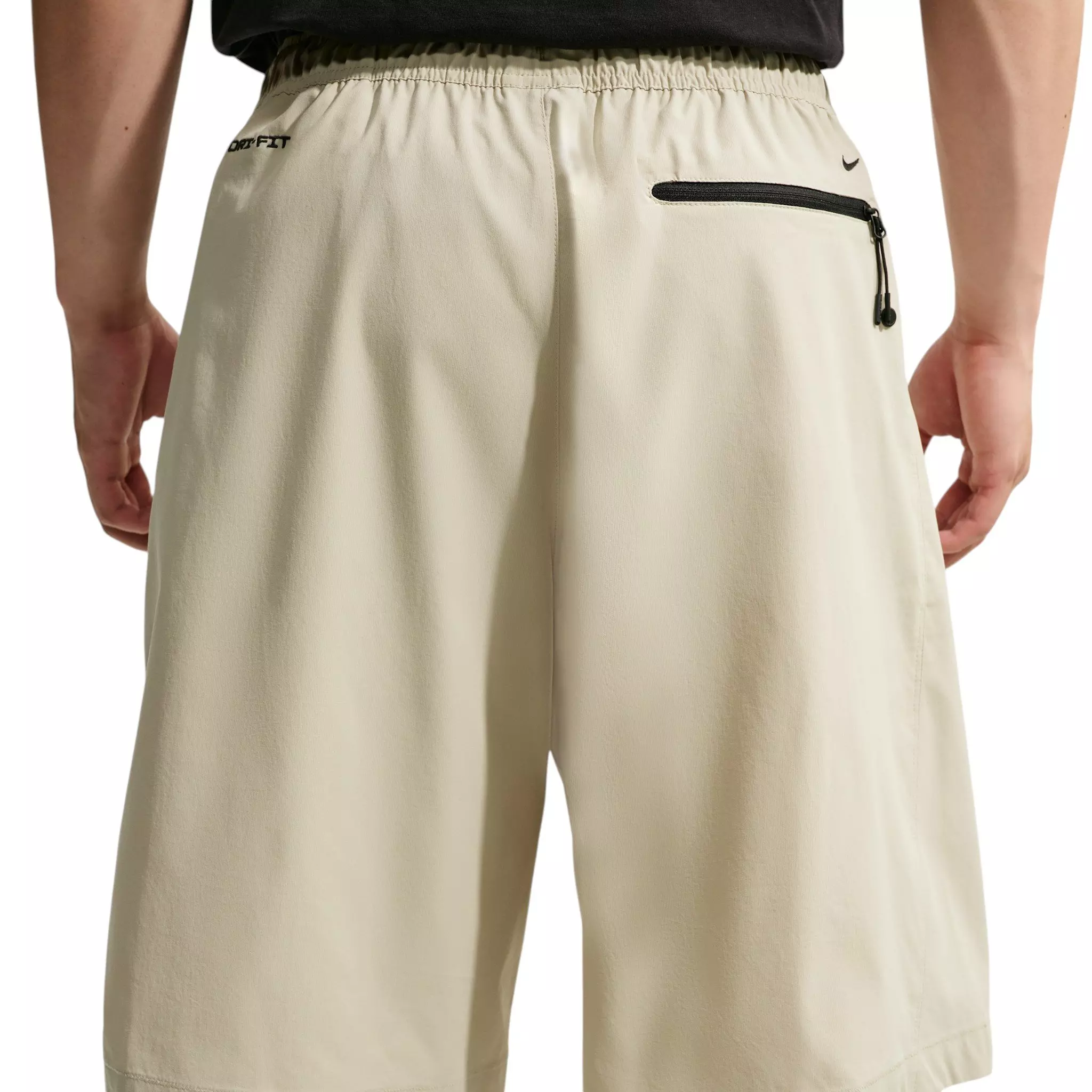 Nike Men's Tech Helios Dri-FIT Shorts - BROWN
