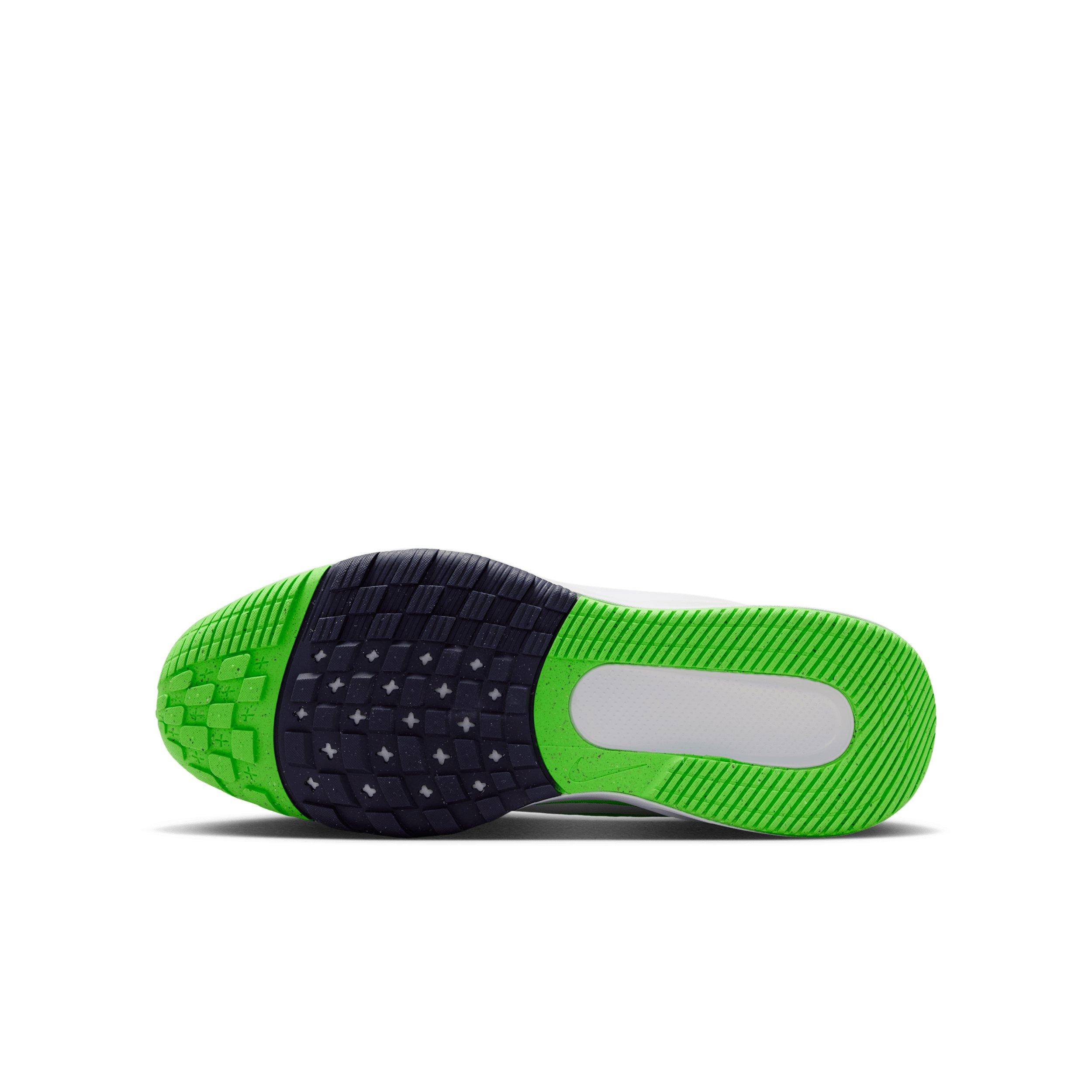 Nike Star Runner 5 Grade School Boys' "Green Strike/Imperial Purple/White" Running Shoe