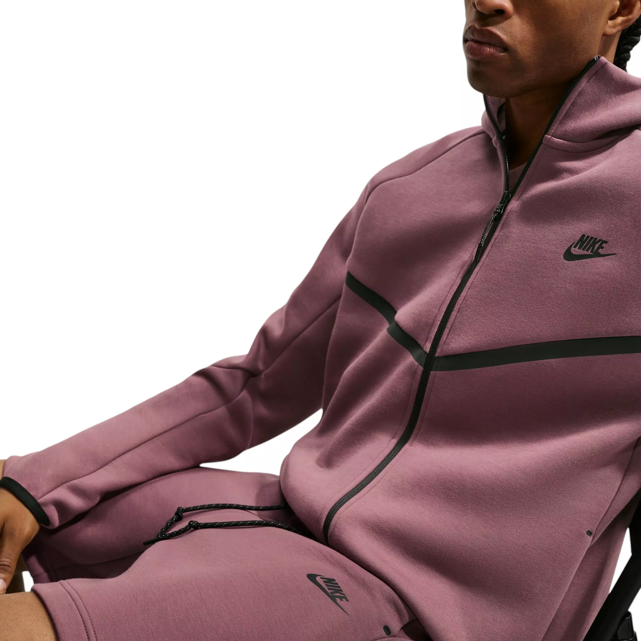 Nike Men's Tech Fleece Shorts - PURPLE