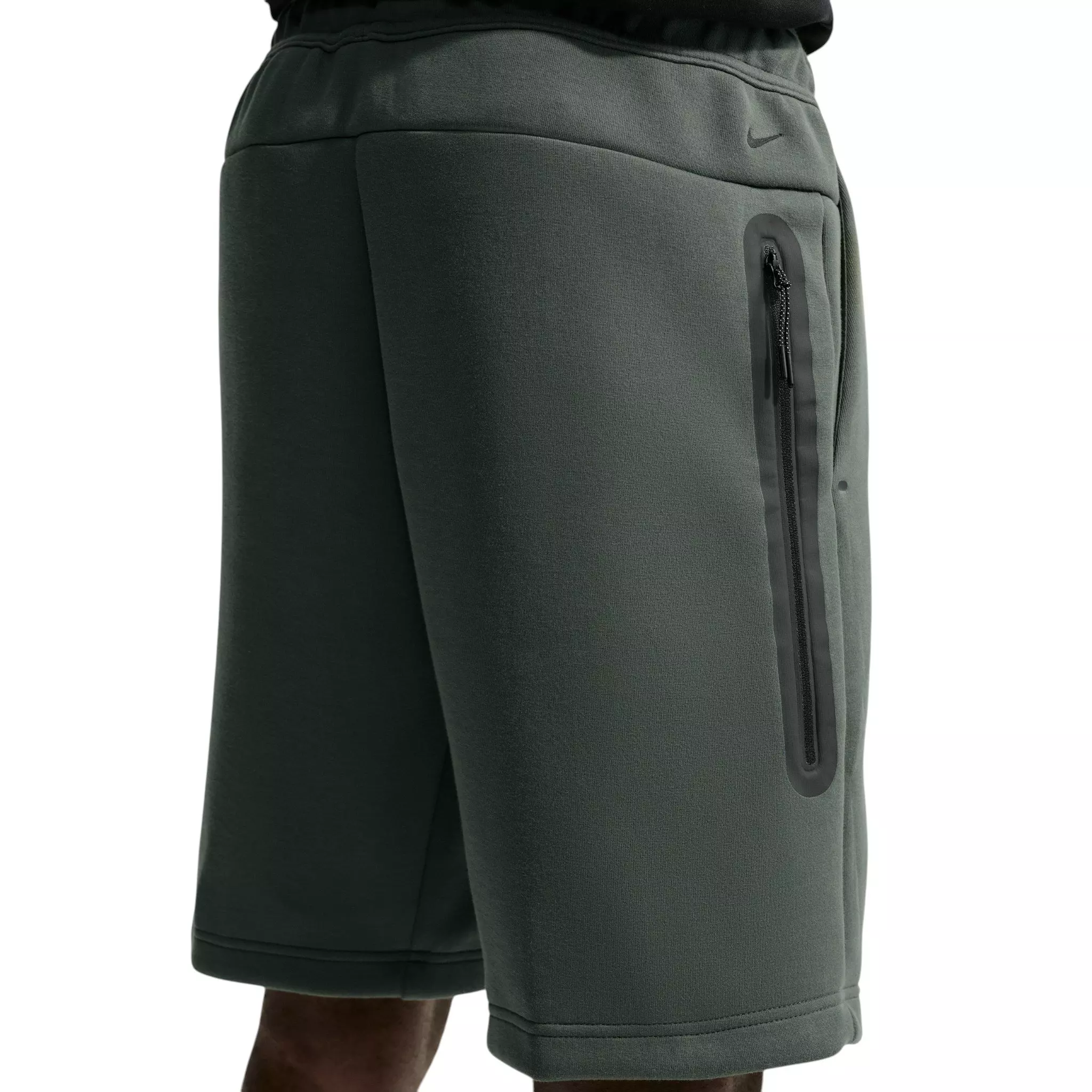 Nike Men's Tech Fleece Shorts - GREEN