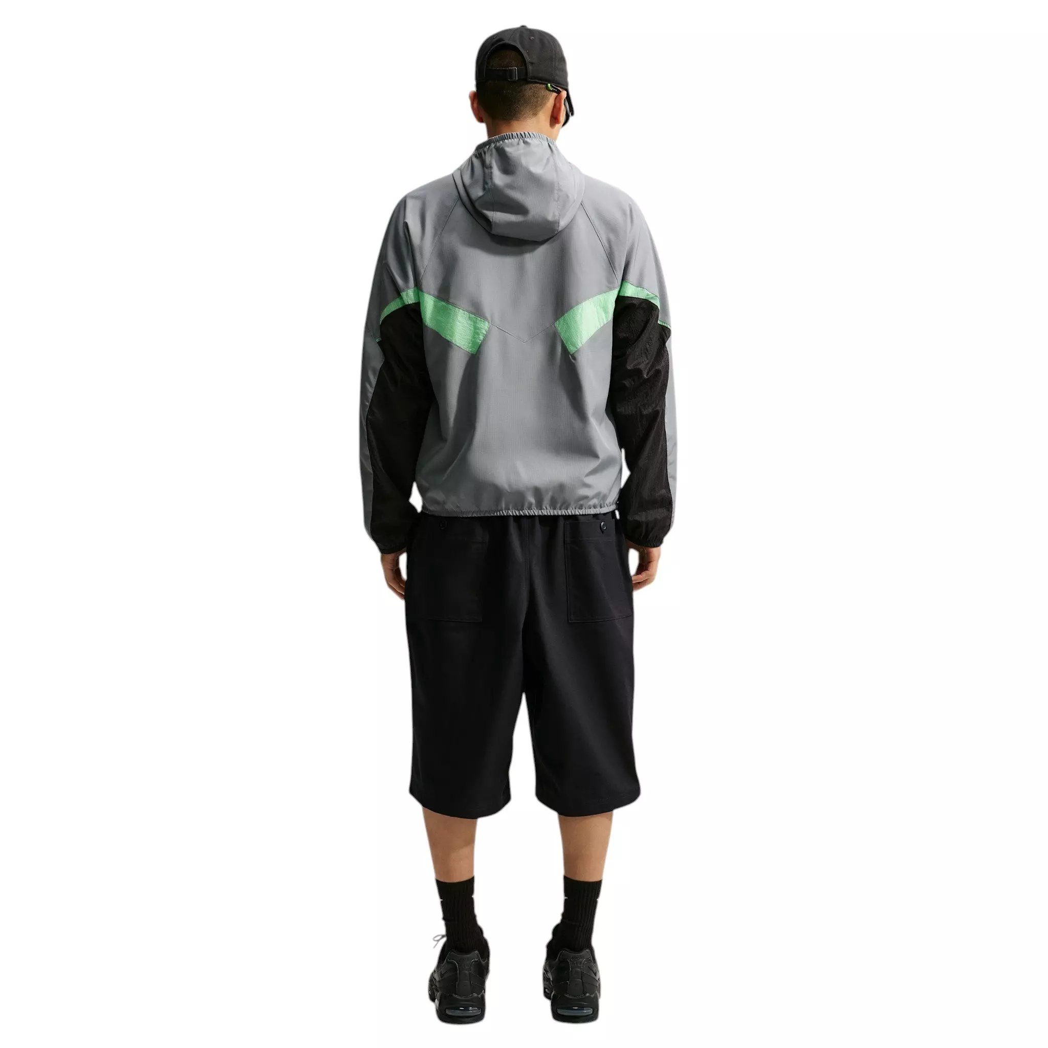 Nike Men's Club Straight Shorts - BLACK